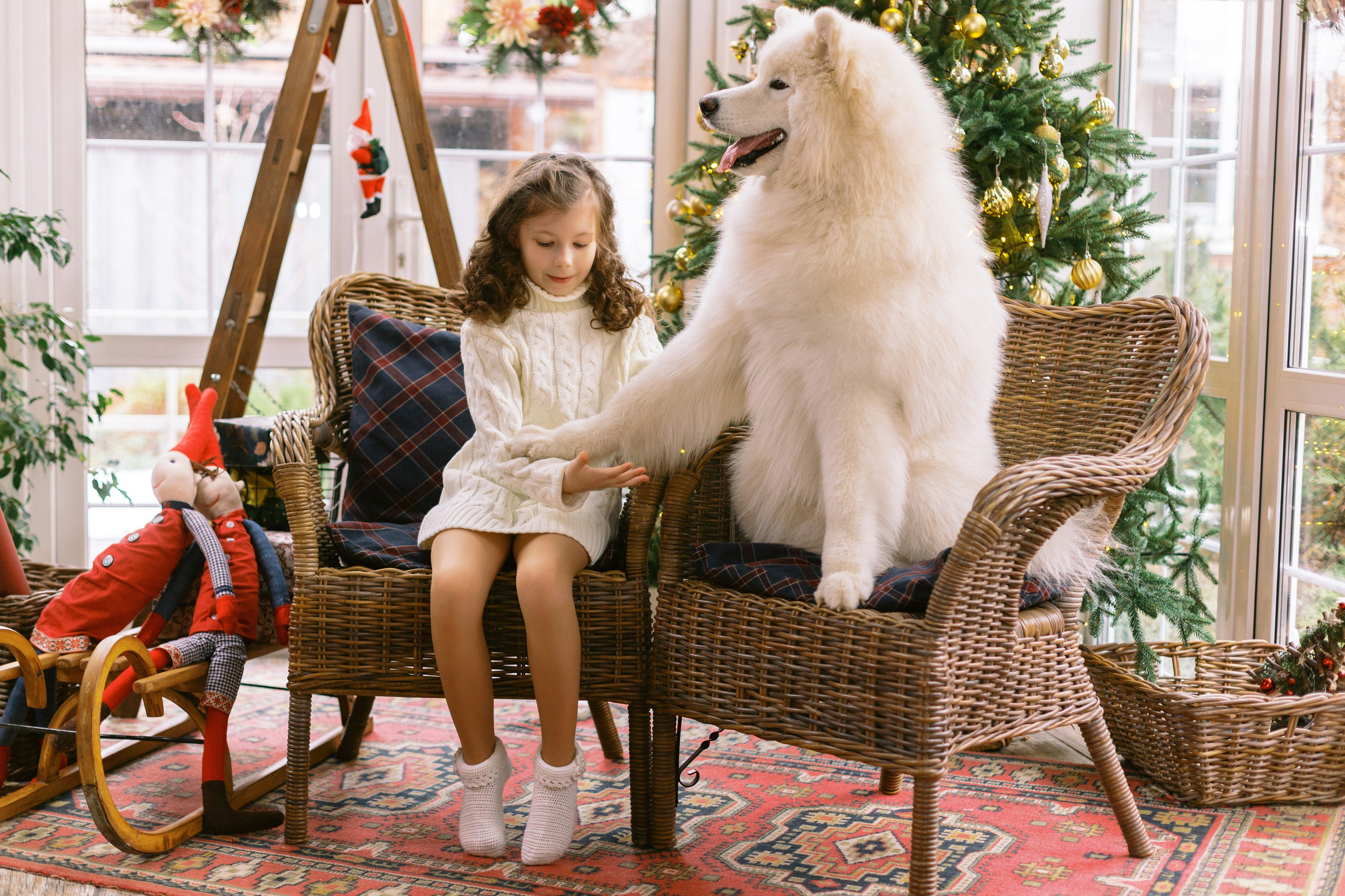 Новогодняя фотосессия в студии в Ростове для Юлии, Эли и Софии