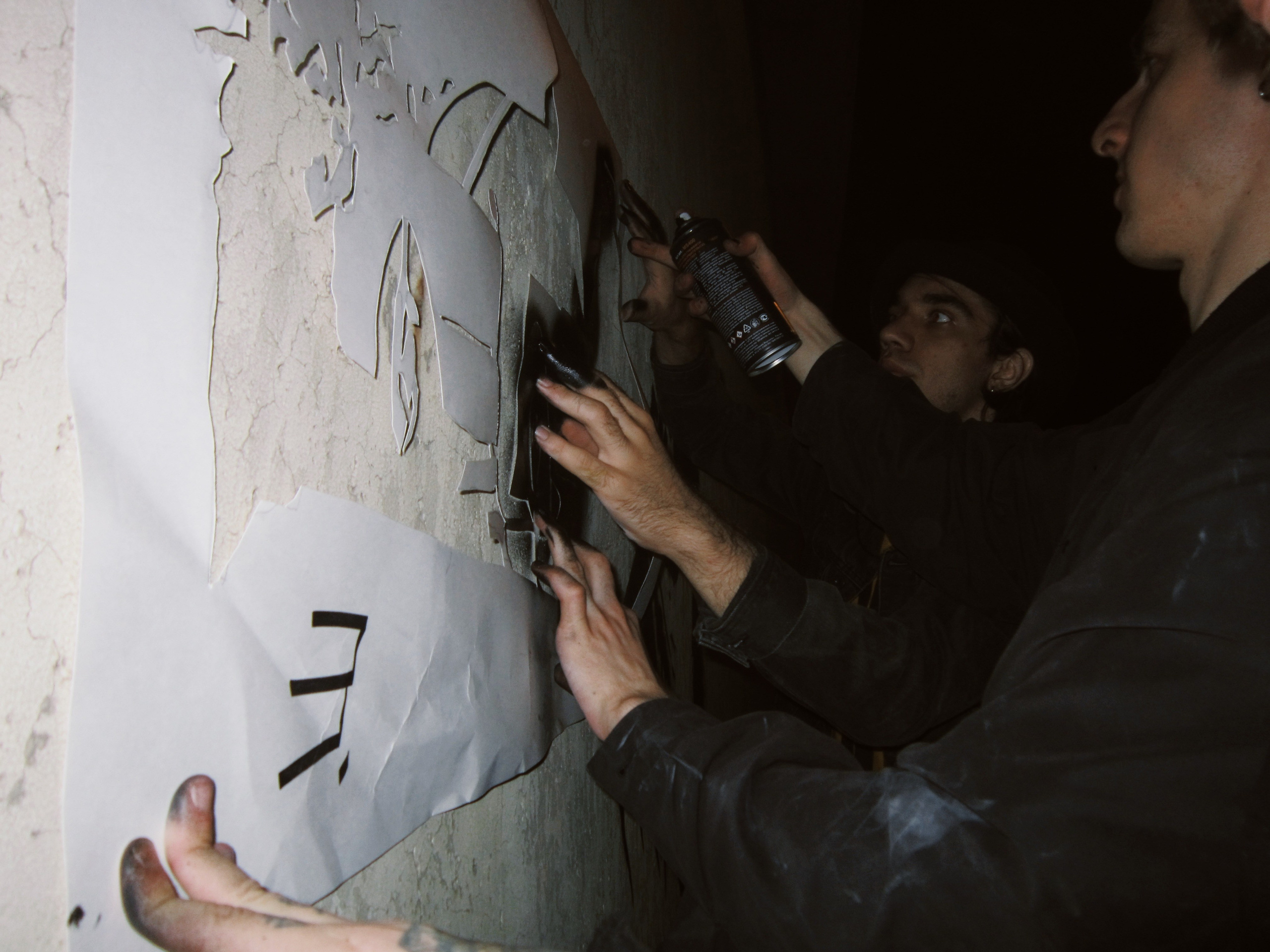 Процесс граффити. Концертный и портретный фотограф в Москве Соня Спросонья