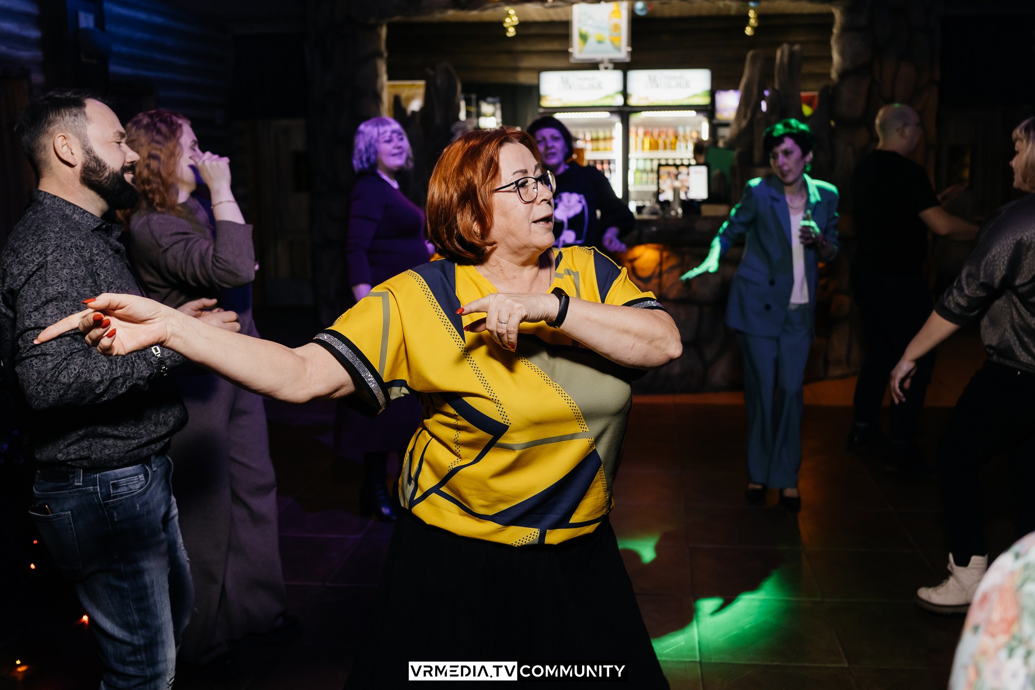 Новогодний вечер у «Петровича»