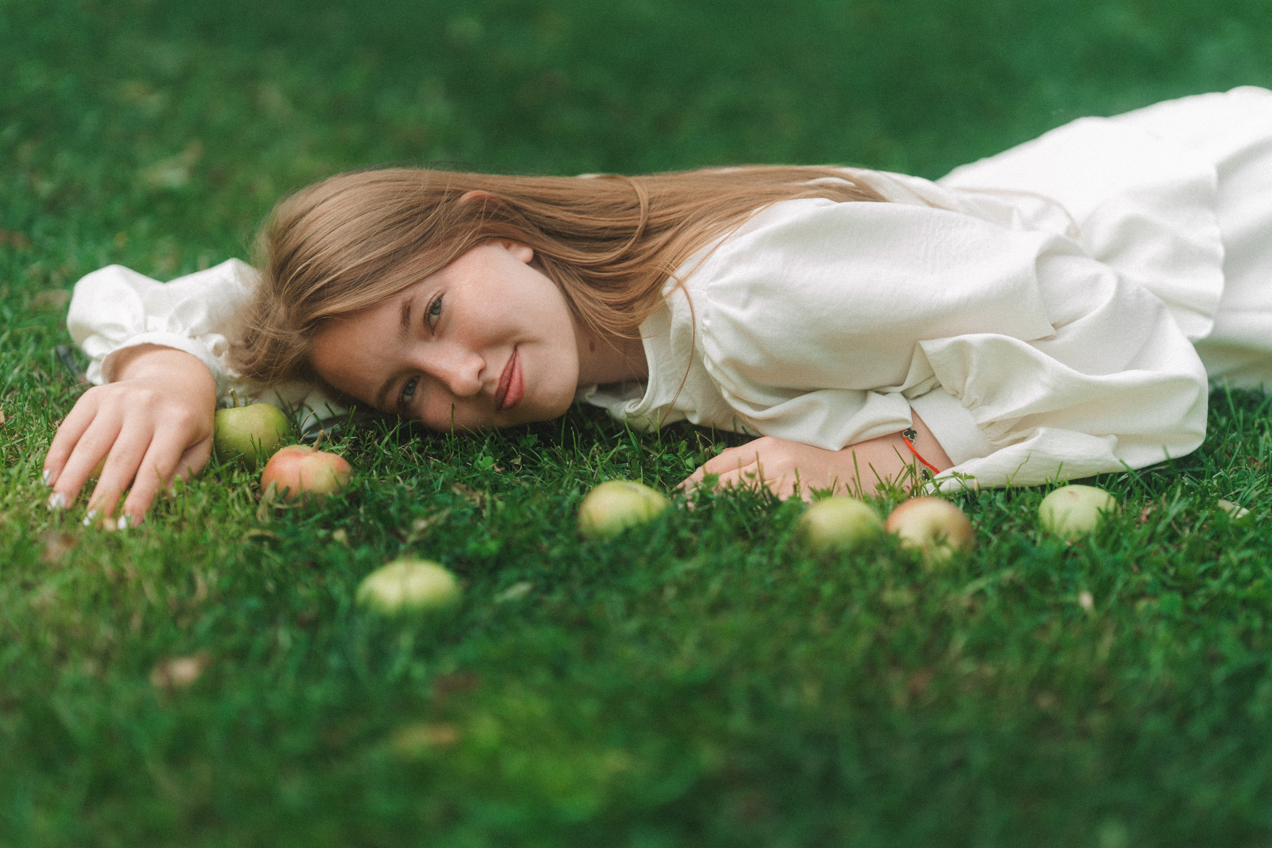 Angel Youth. Натали — Фотографирую на память, что бы помнить какими мы были