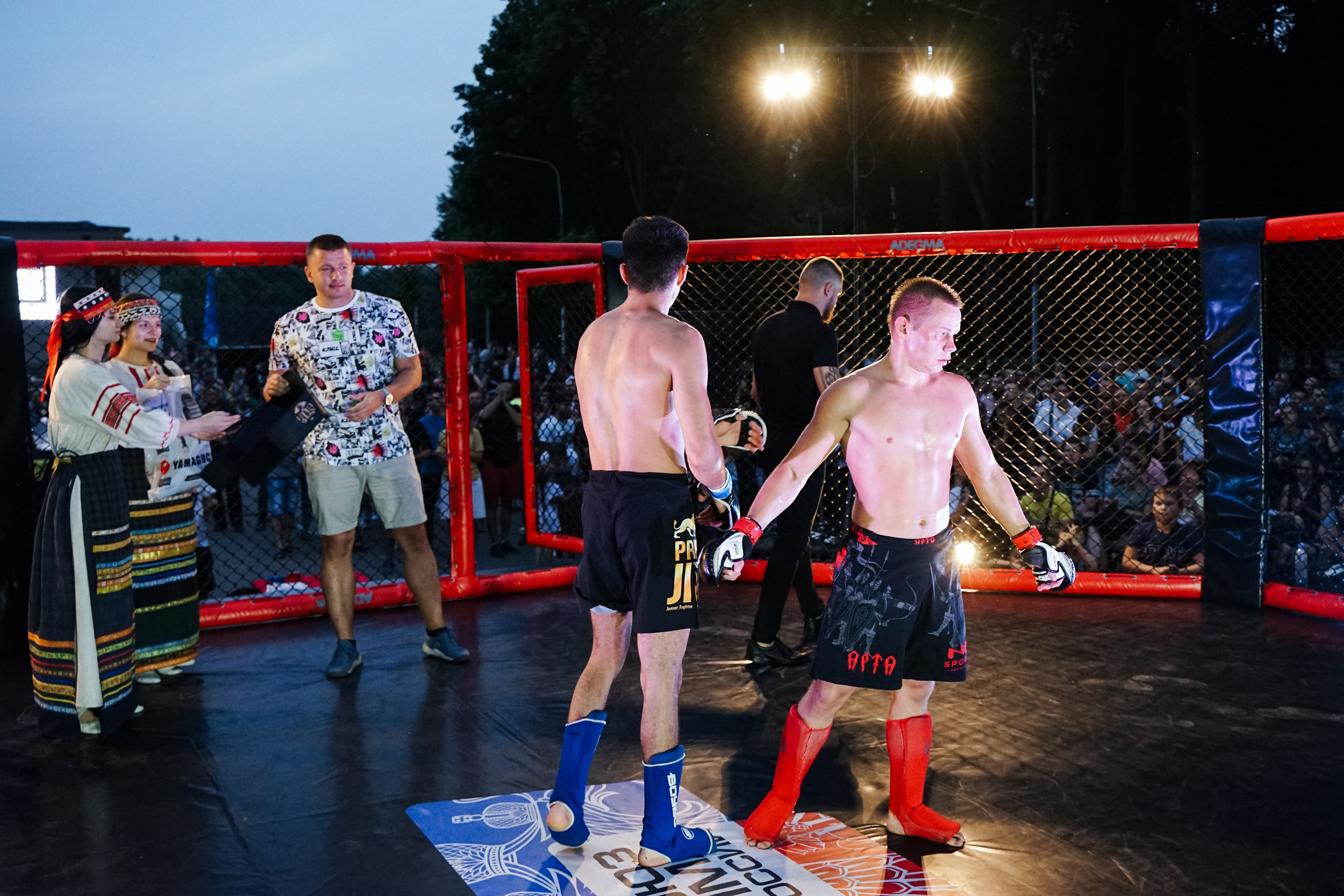 Вечер боев в ЦПКиО. Фотограф Надежда Погребняк | Рязань | Москва