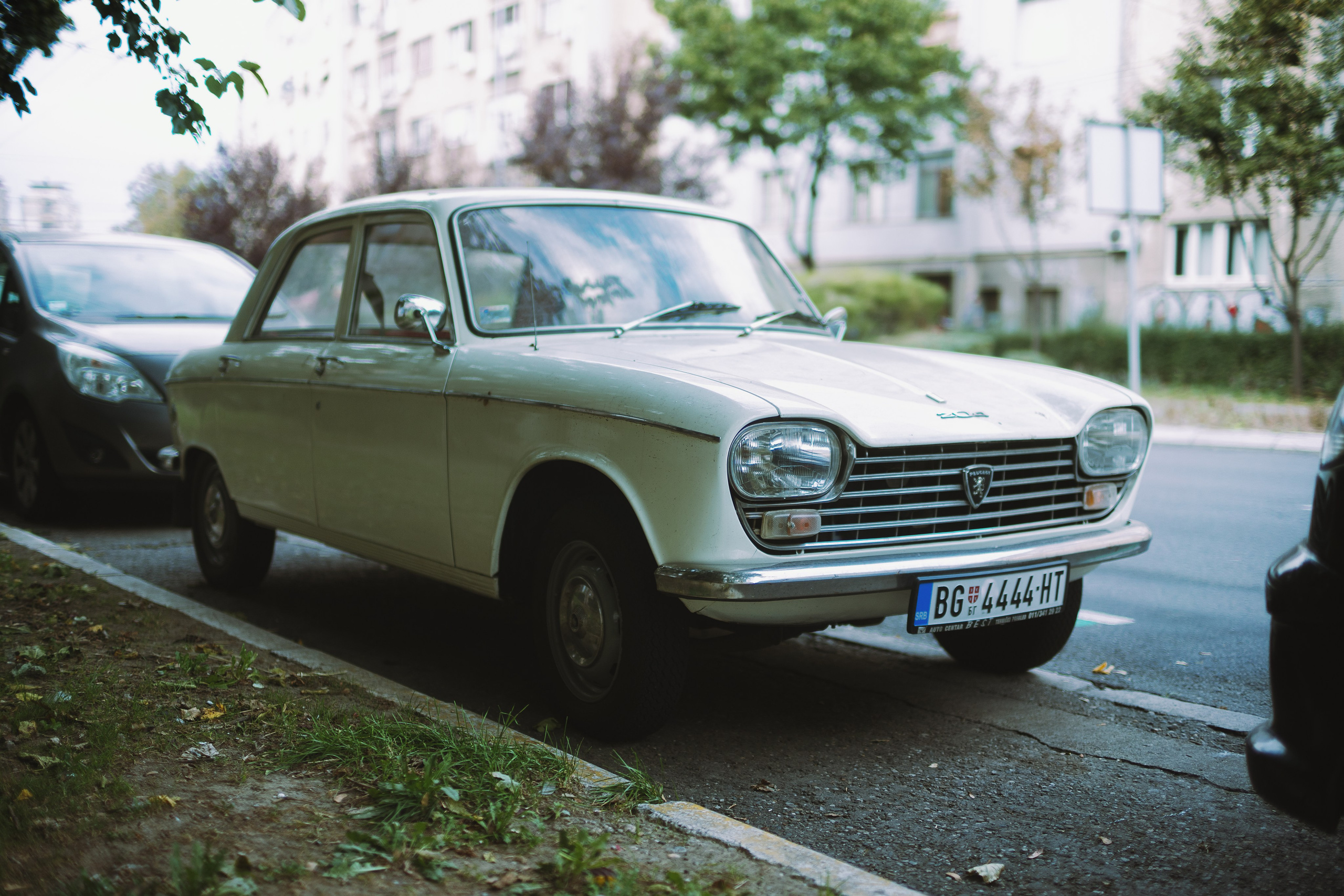 Urban and Street. Oleg Kozachok — Photographer with Protanopia | Portraits, Texture & Light