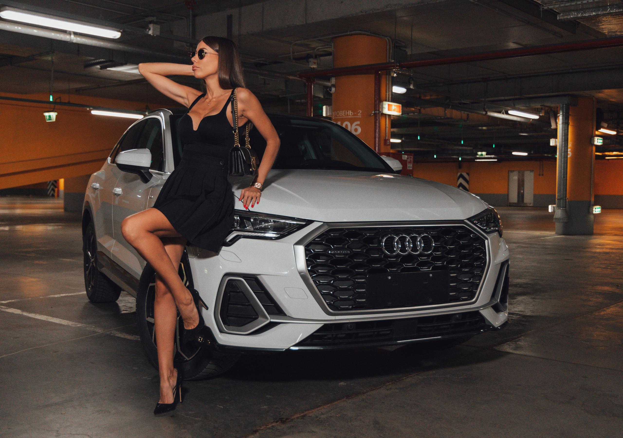 Съёмка на паркинге. Фотограф в Санкт-Петербурге Наталья Шатеева