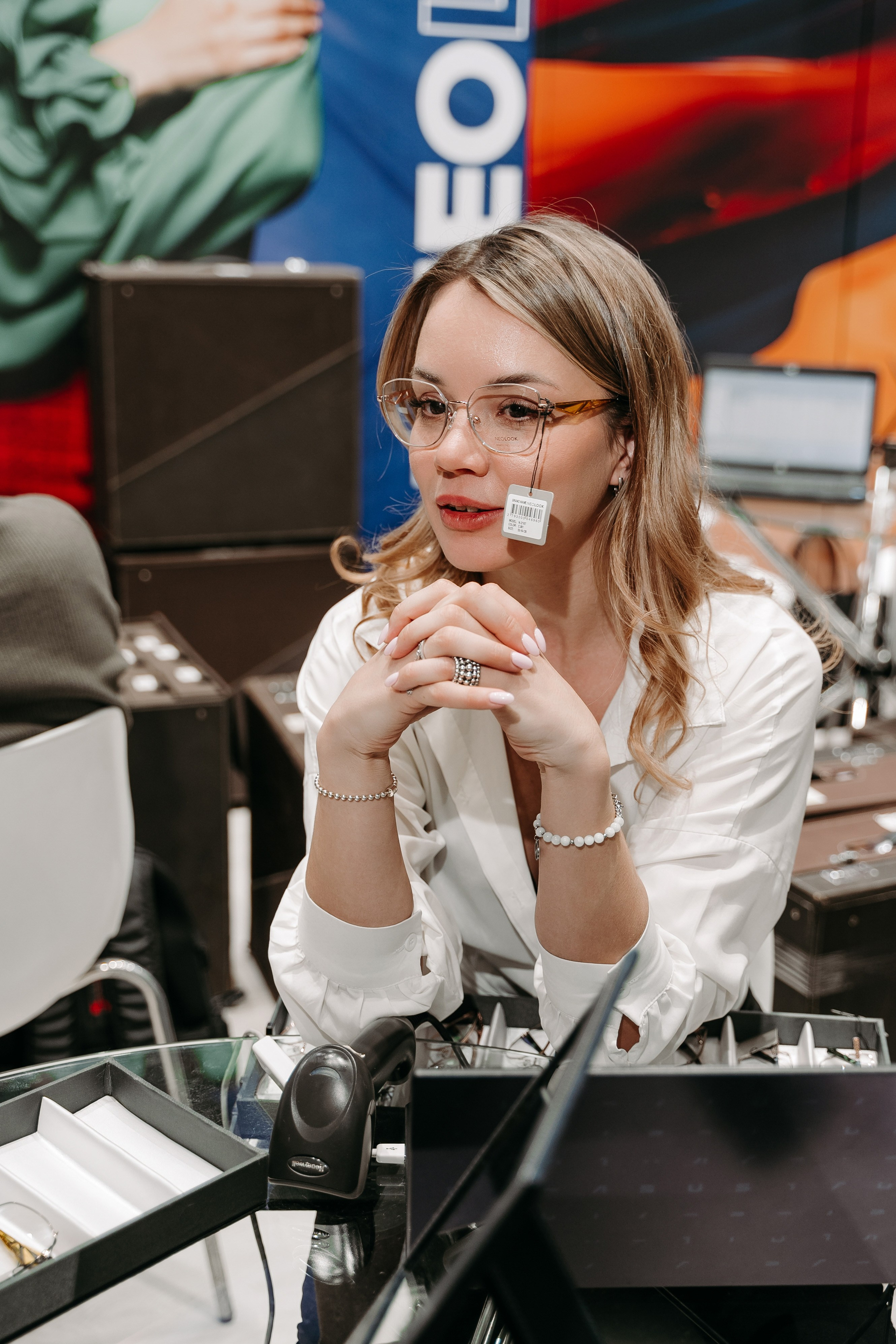 Оптическая_выставка. Репортажный и свадебный фотограф в Москве Рая Небогатова