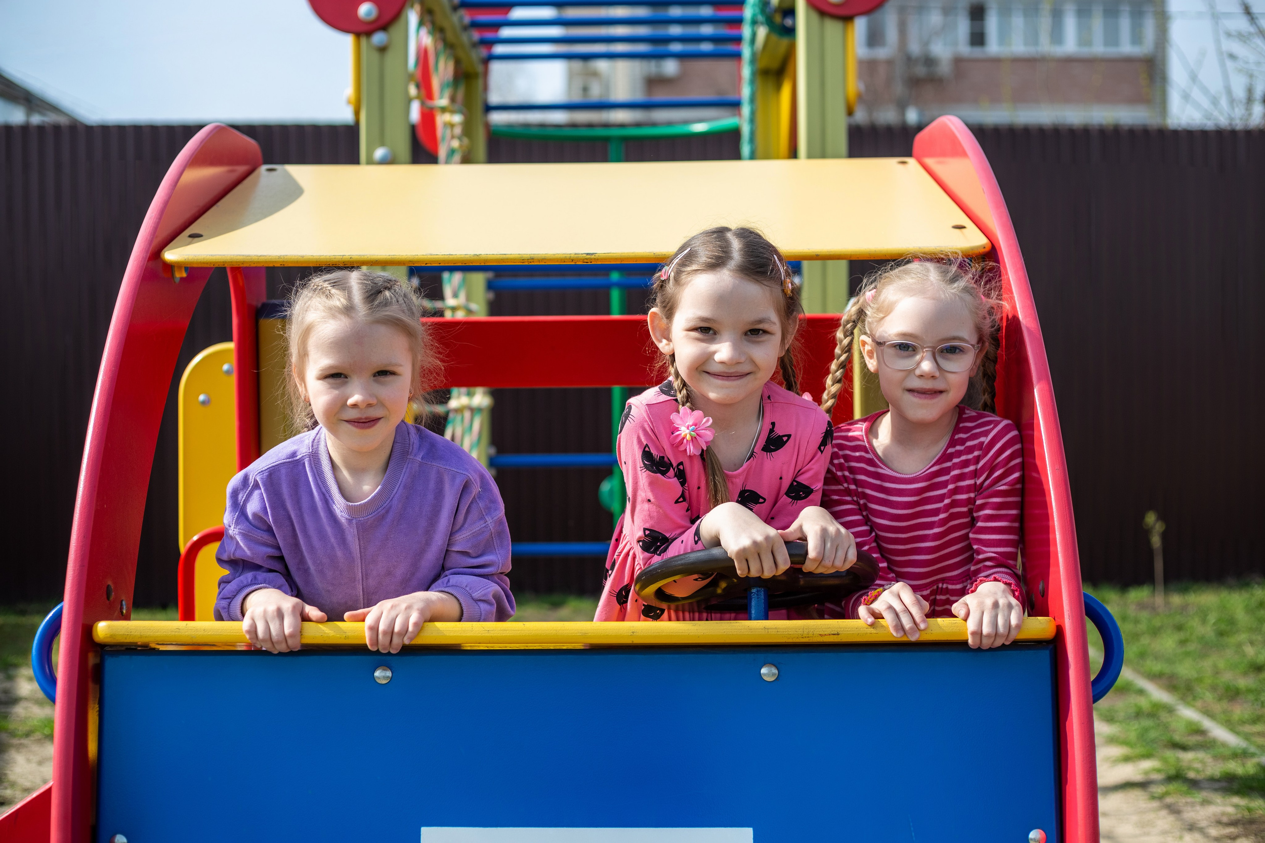 Детский сад на прогулке. Выпускные альбомы Воронеж от Веры Соколовой