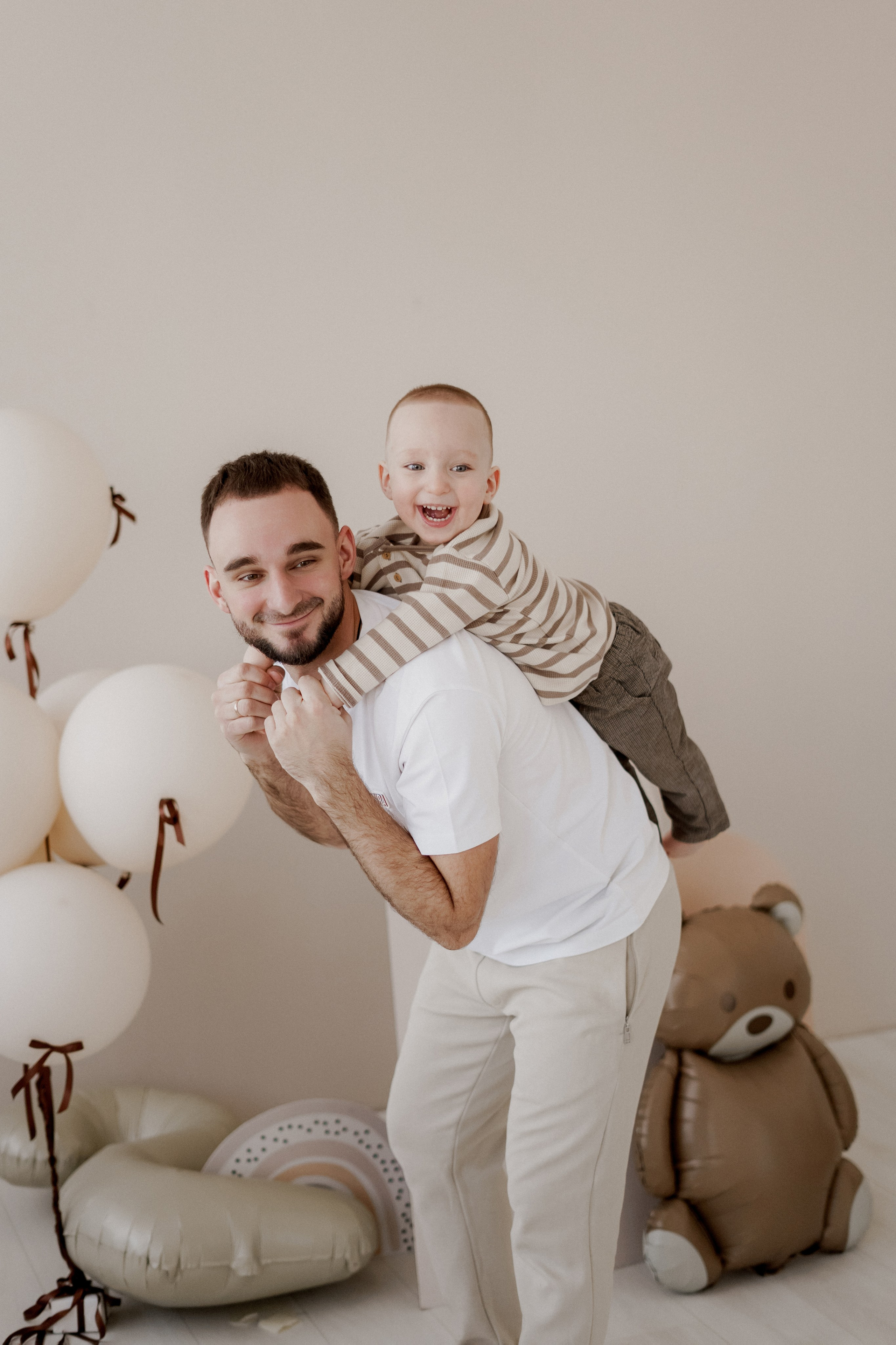 Саша катя миша. Фотограф Валерия Крахмалева