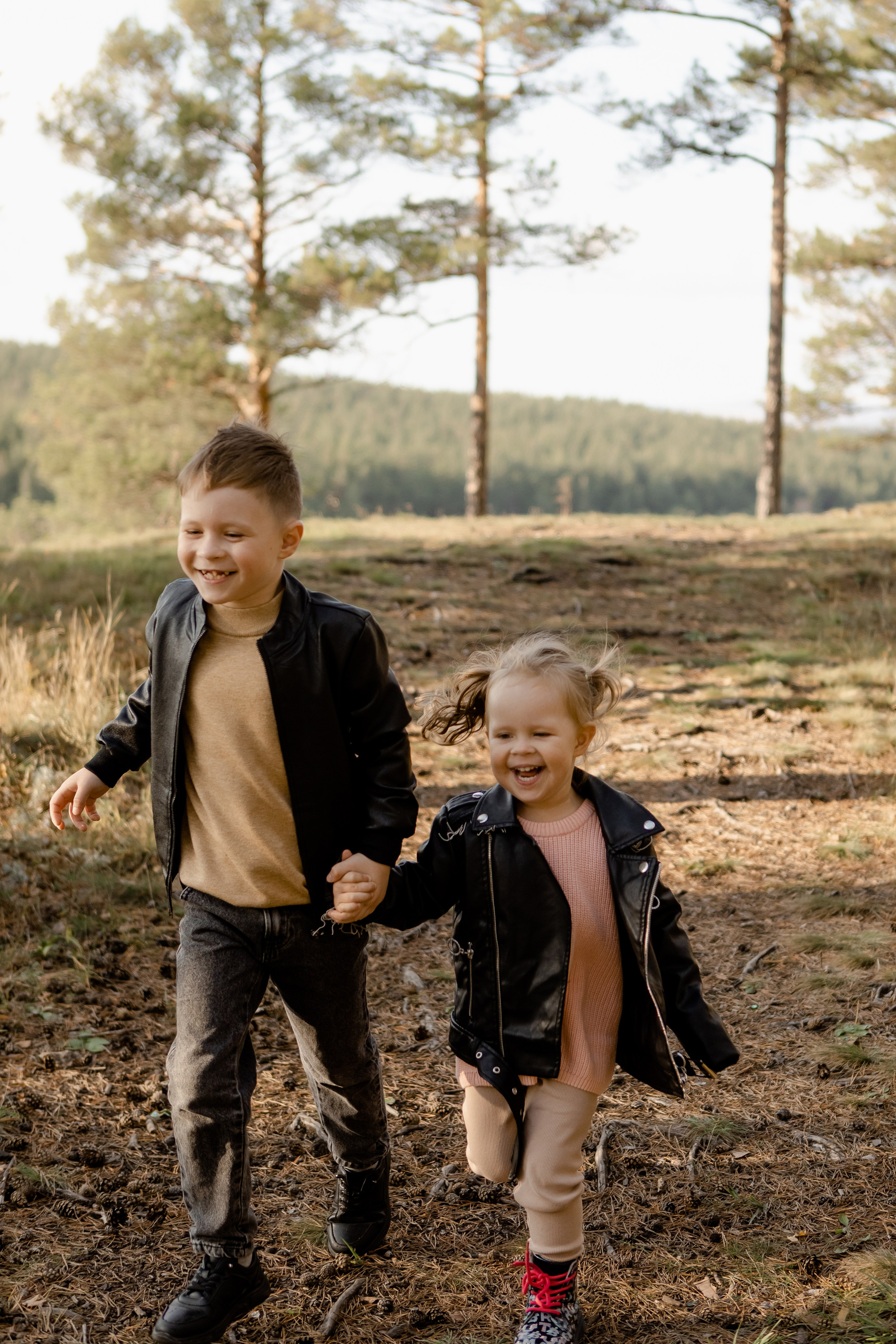 Кирилл, Анна, Марк и Милана. Свадебный и портретный фотограф в Миассе Филиппенко Дарья