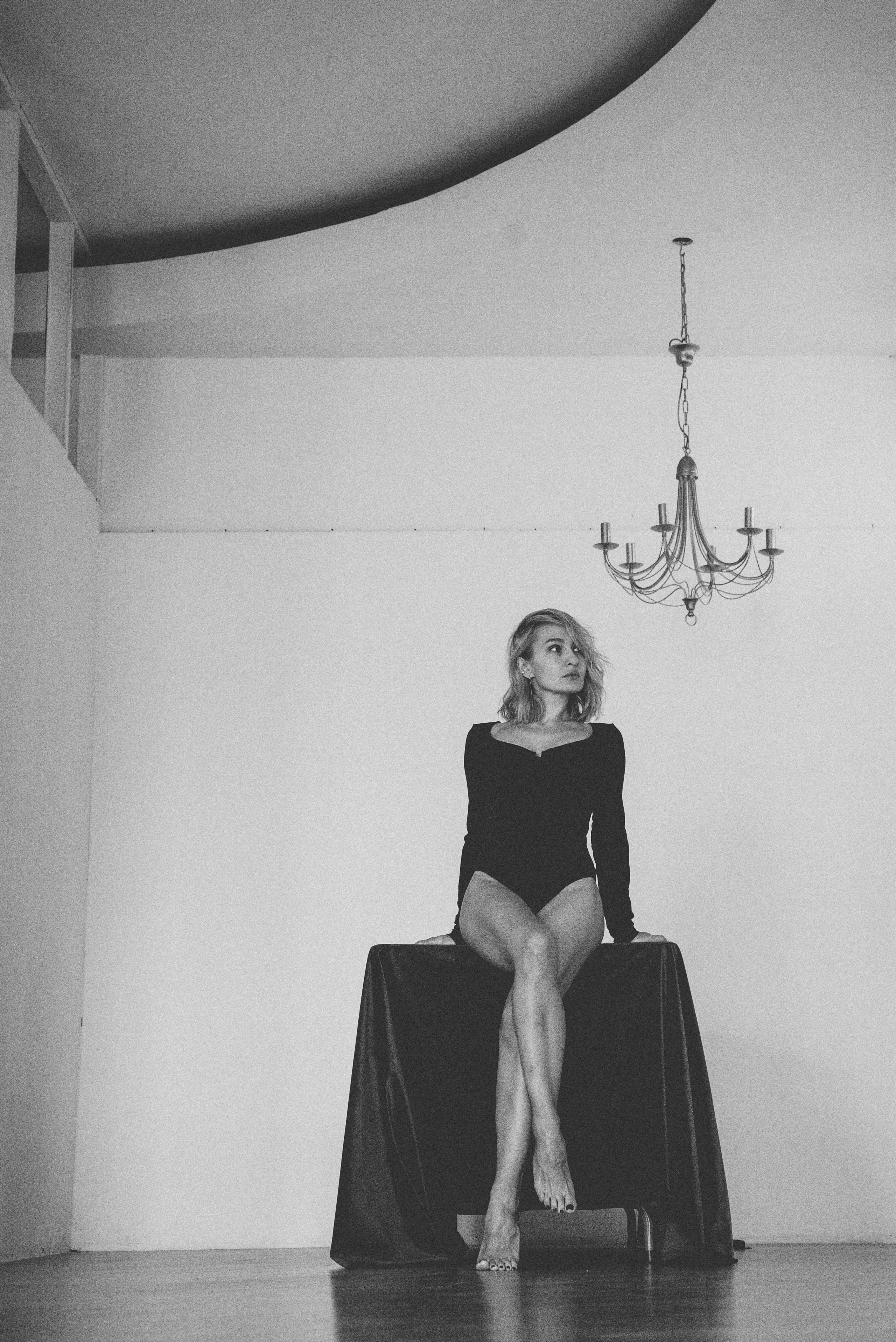 Женский портрет чб студия. Фотограф в Перми Гиренко Людмила