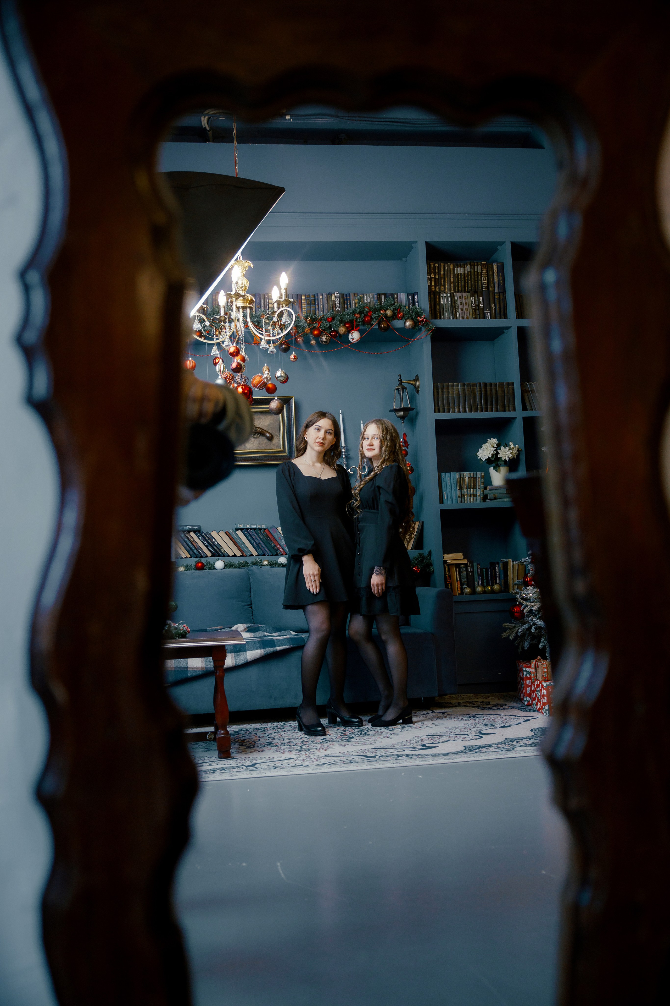 Новый год с подругой. Дмитрий Белим — Семейный фотограф в Омске | Фотосессии для беременных и малышей