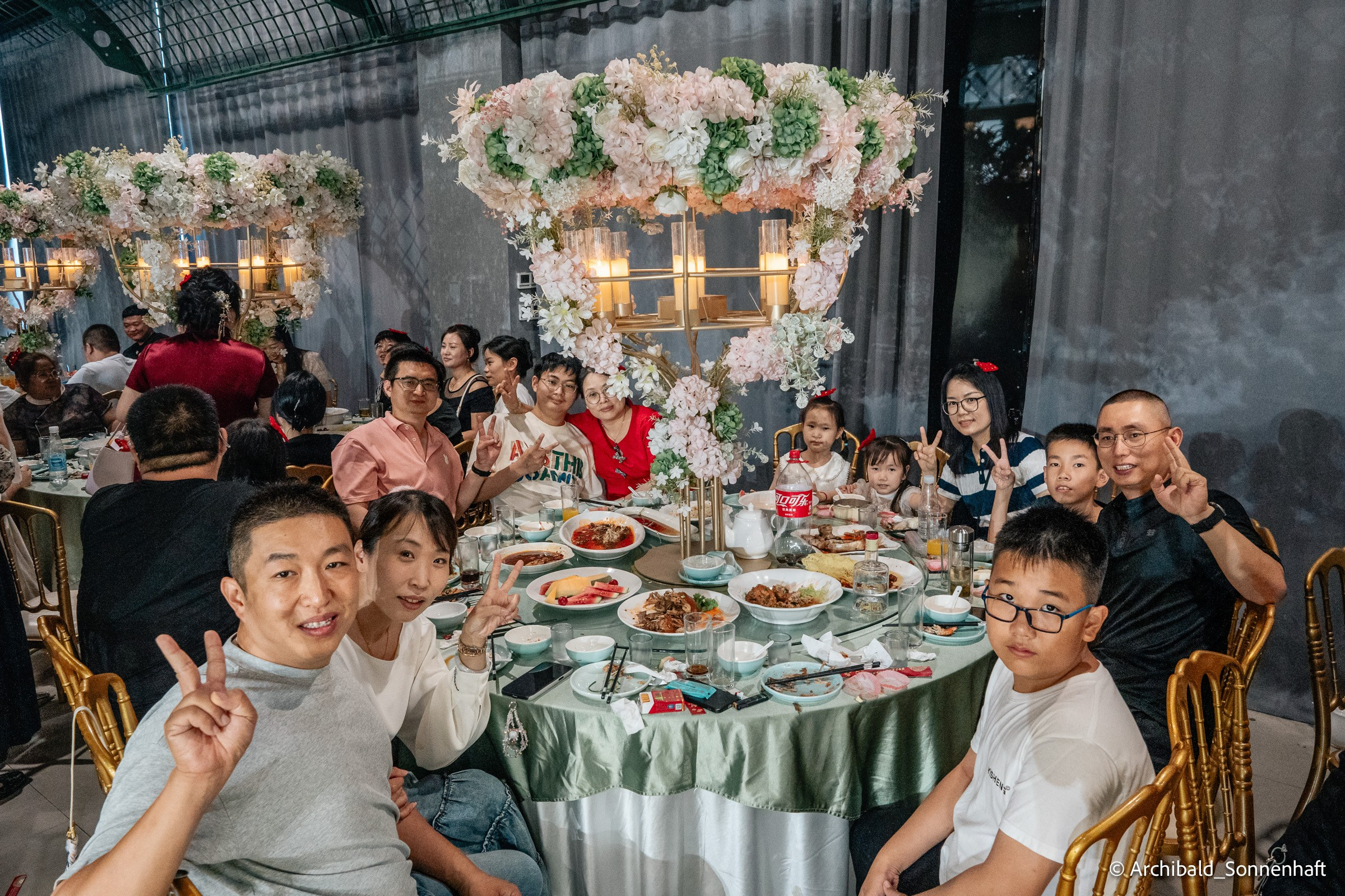 Chinese Wedding in China. Photographer in Guangzhou, China. Archibald Sonnenhaft