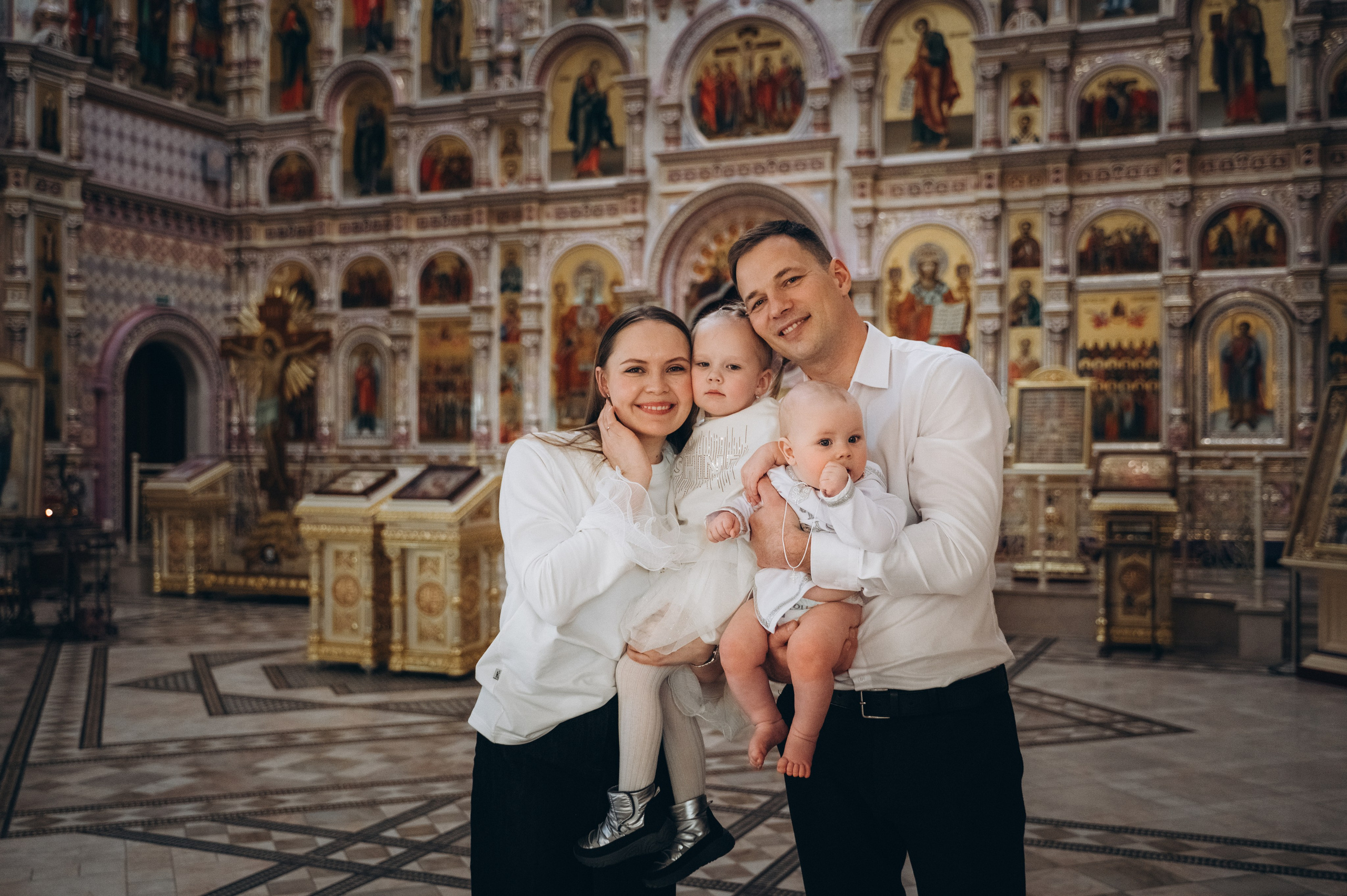 Крещение Фёдора (Храм Всех Святых) криптовый. Семейный фотограф в Минске Дарья Дреко