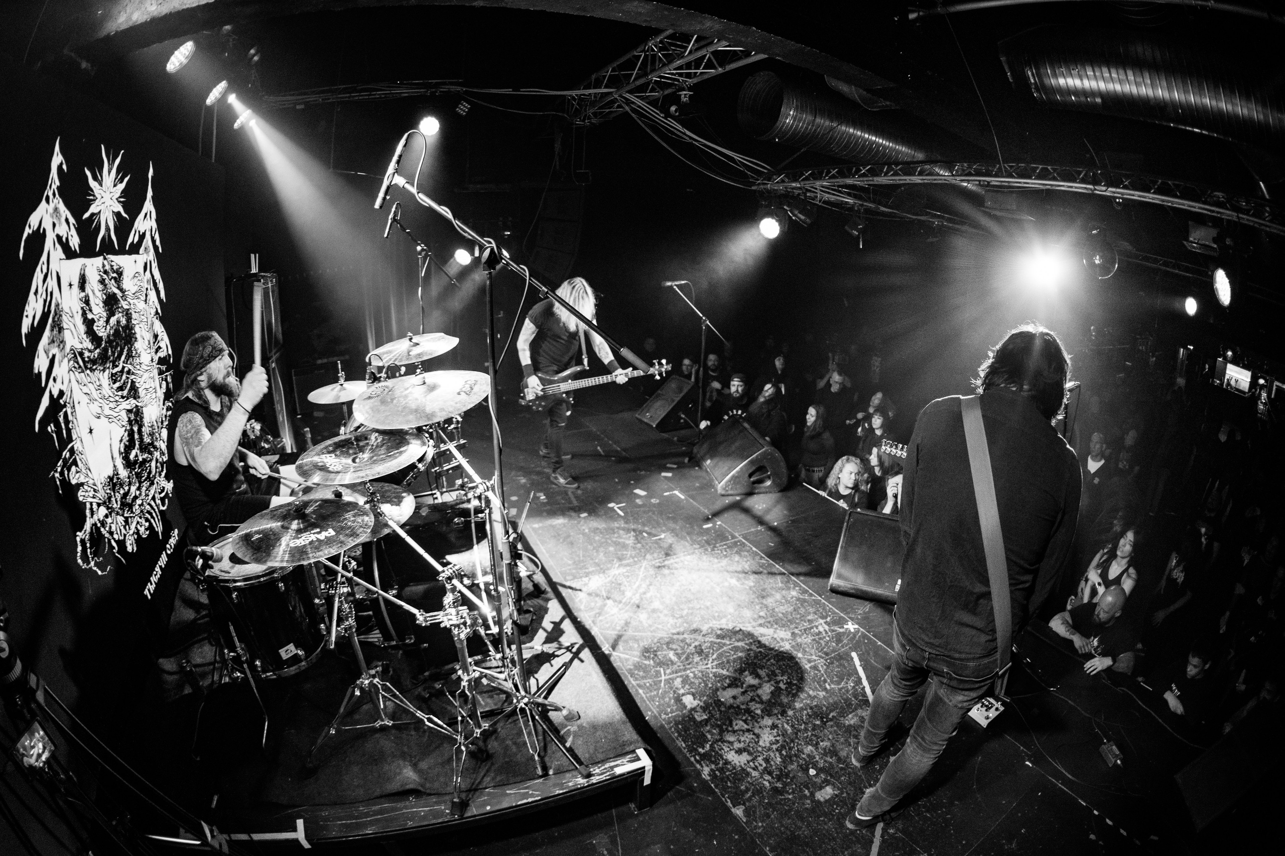 ИЛ • Minuala • Khlad|Glastonberry. Концертный и репортажный фотограф в Санкт-Петербурге Слава Пахомов