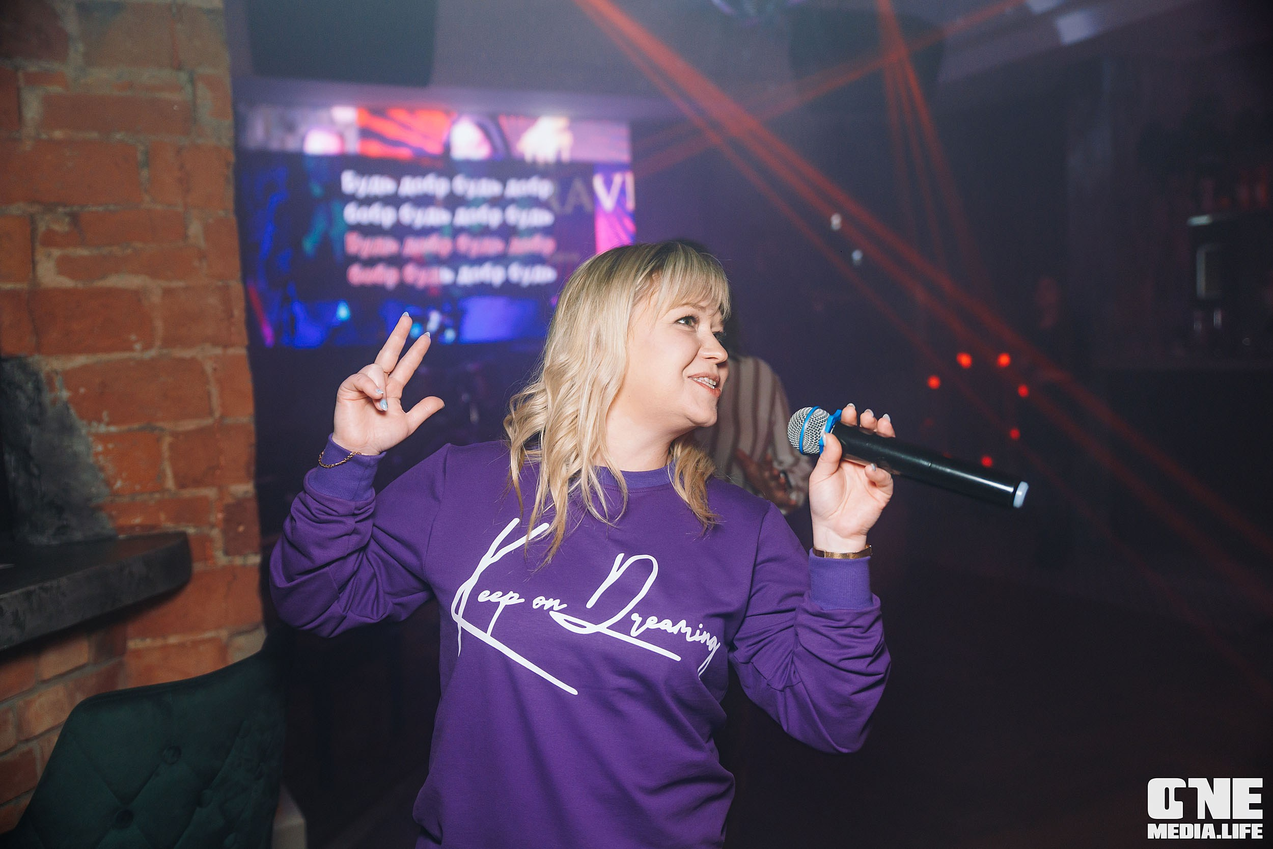 Фоторепортаж из караоке-клуба Белгравия. One Media Life: фоторепортажи, фотоотчеты с мероприятий и заведений