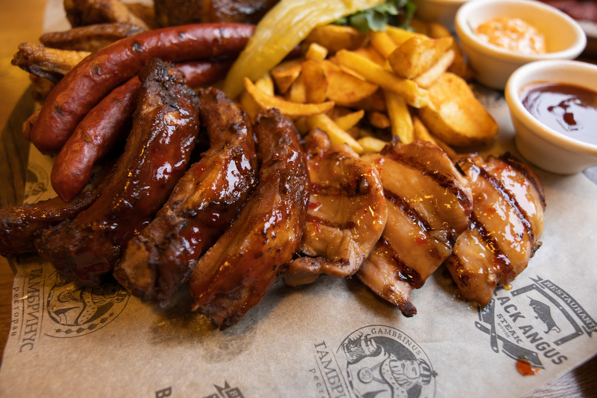 Ресторан Гамбринус. Свадебный и портретный фотограф в Москве Мария Кравченко