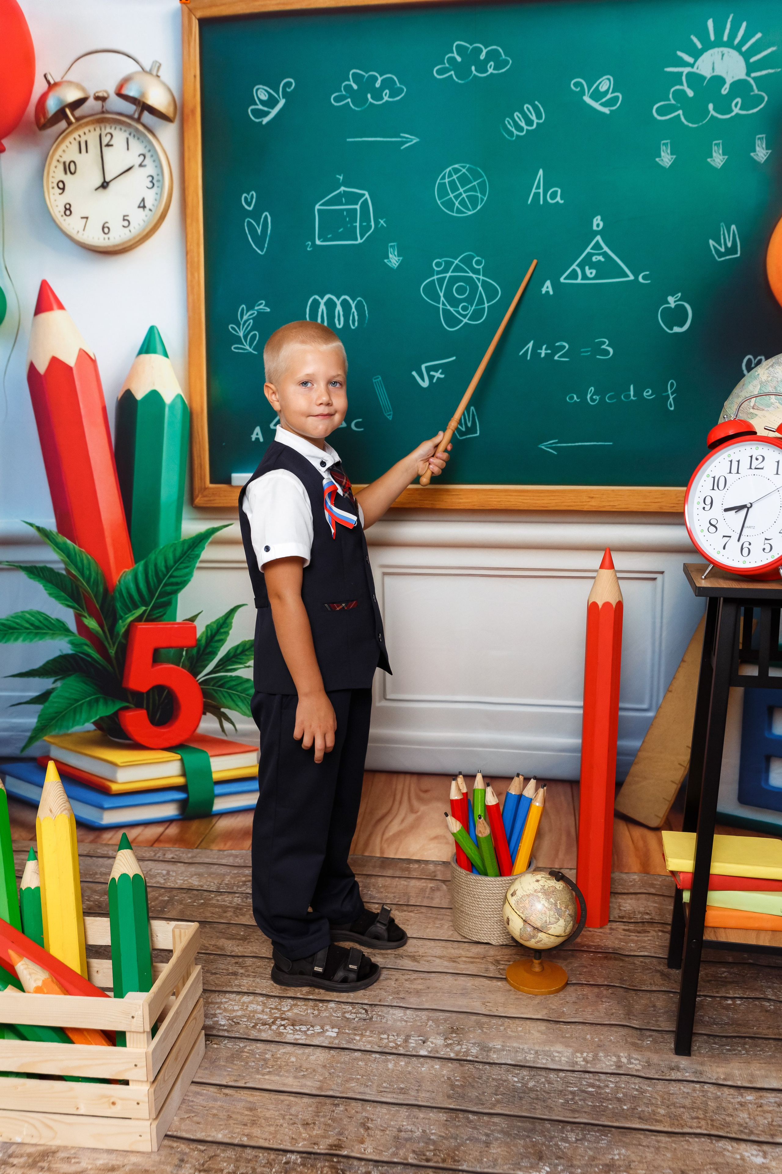 «Карандаши». Выпускные альбомы в Донецке и ДНР. Фотограф Донецк и ДНР