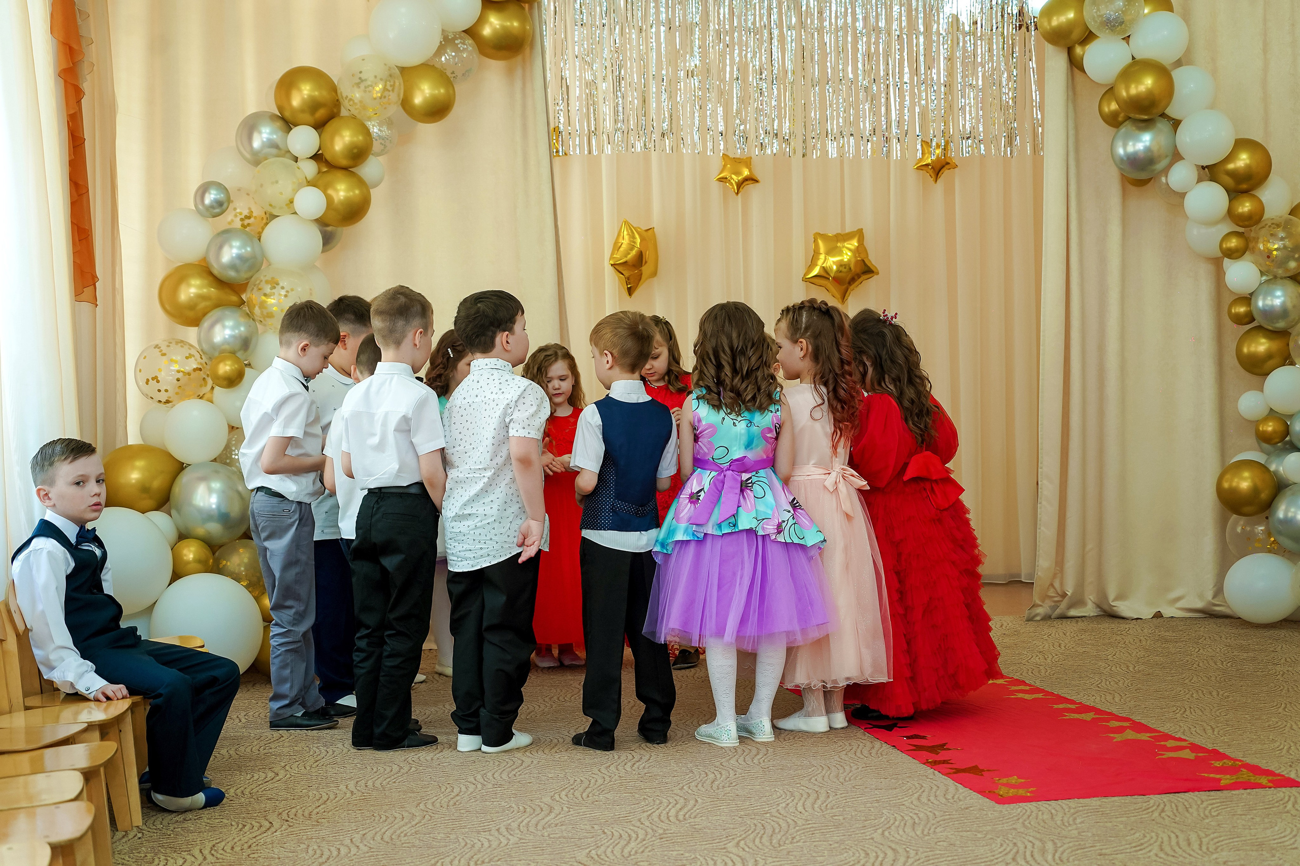 Фотосъемка видеосъёмка фотограф видеооператор новогодних утренников  в. Фотограф, видеооператор Нина Коршунова