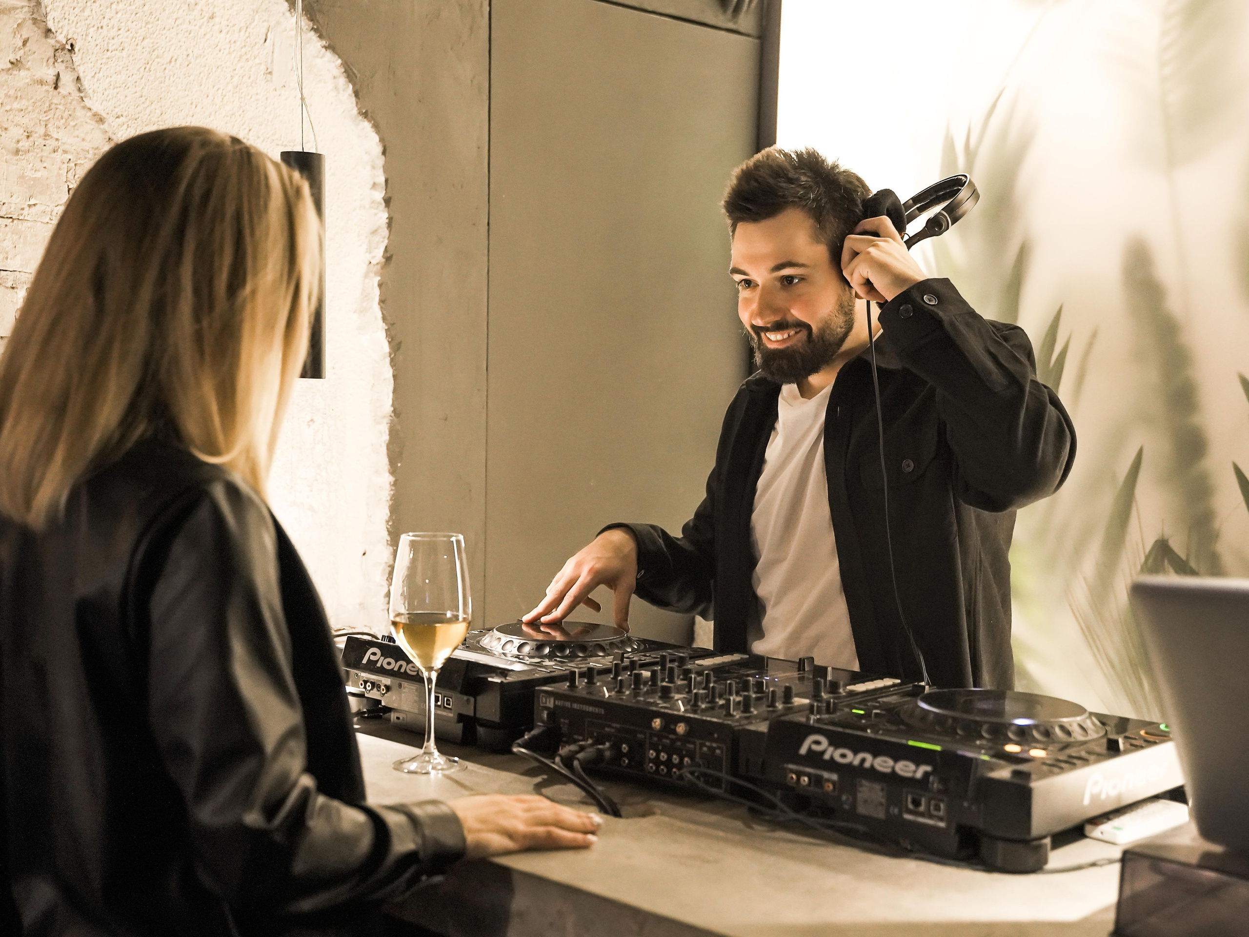 Макс. Главная