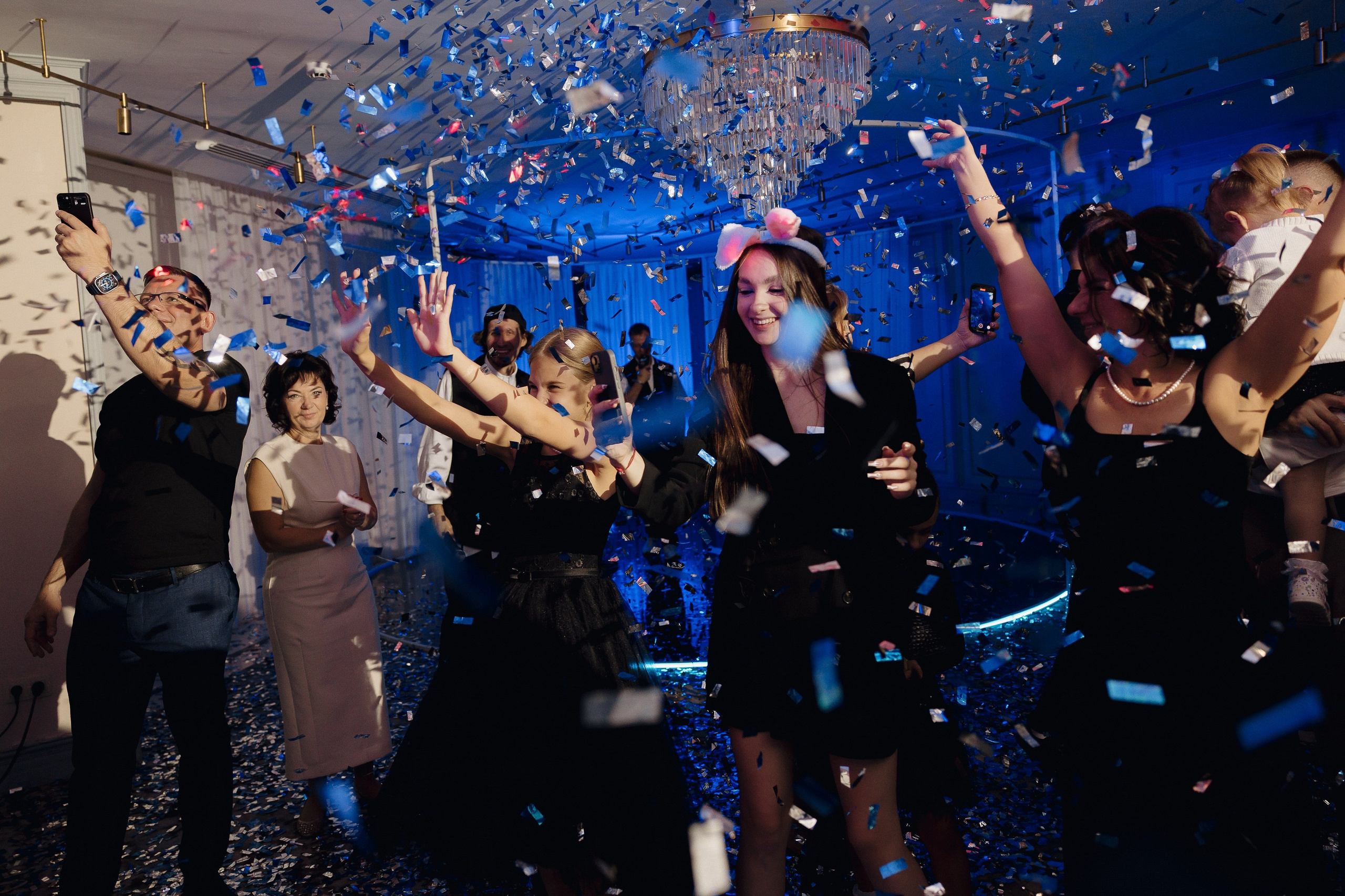 АРИНА И ЛЕША. ЧЕЛСИТИ. Свадебный и индивидуальный фотограф в Челябинске Евгения Негодяева