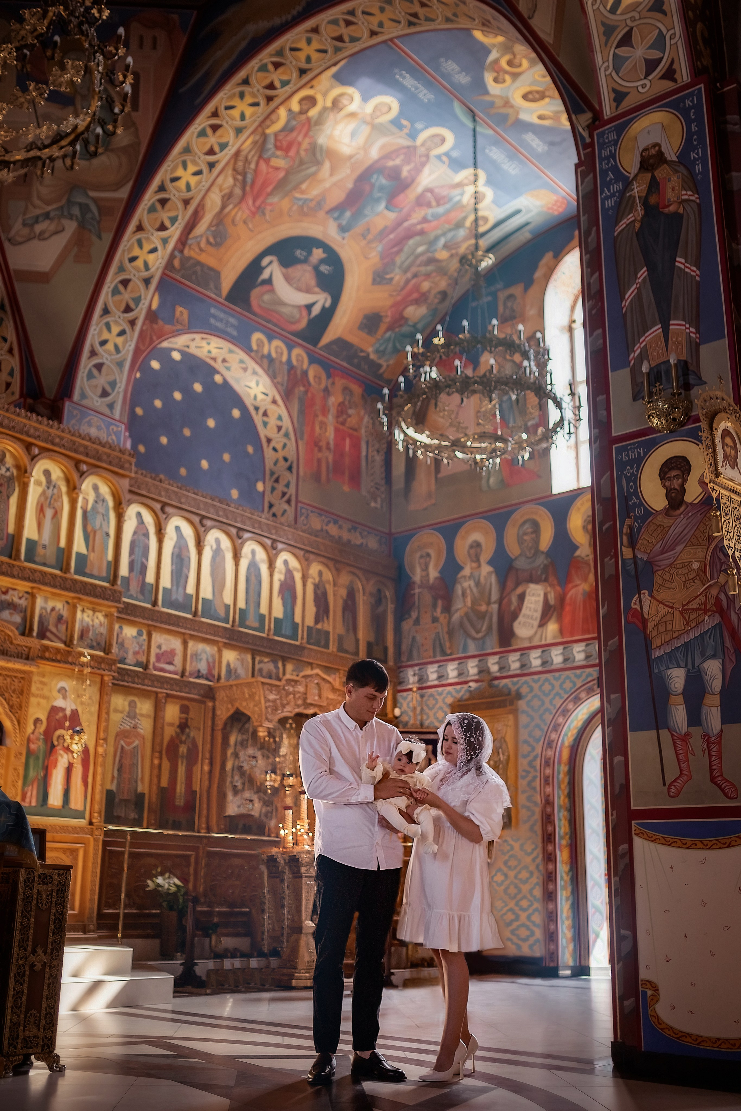Крещение в Церкви Казанской иконы Божией Матери в Ростове-на-Дону. Олеся Семейская свадебный и семейный фотограф в Ростове-на-Дону