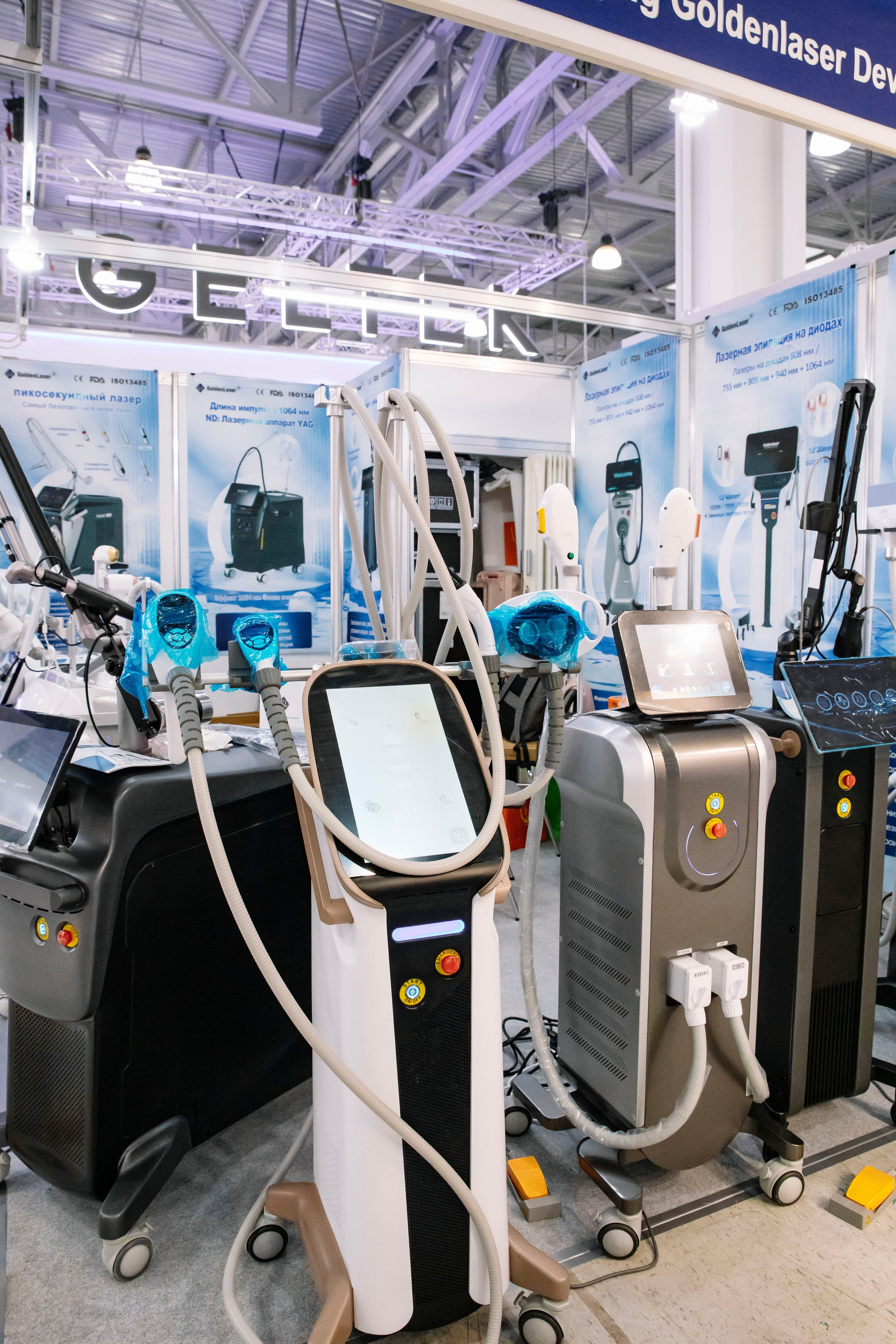 Выставка BEAUNITY by InterCHARM 2026. Профессиональный фотограф в Москве | Заказать фотосессию и съемку