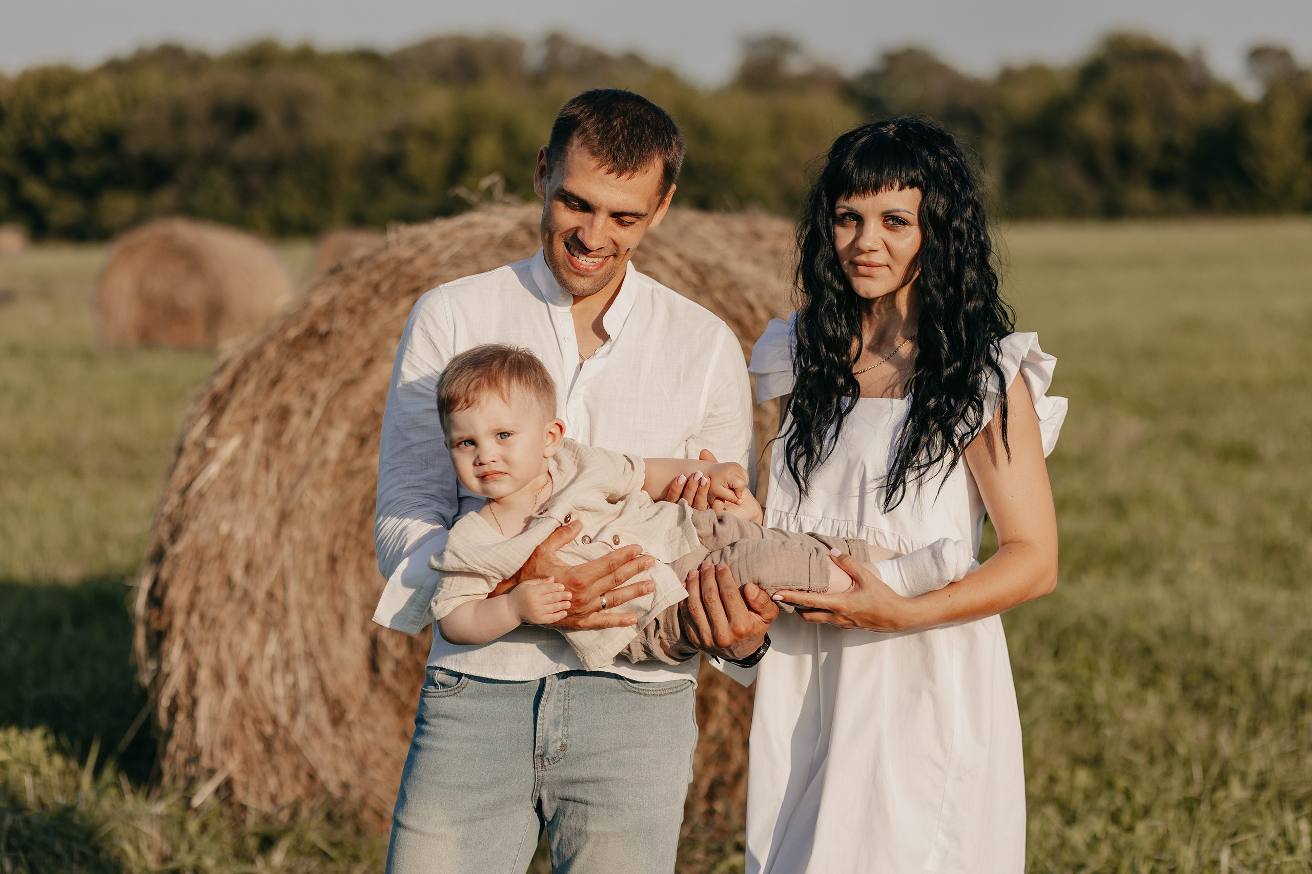 Семья Александра и Кристины. Свадебный фотограф в Алексеевке Сергей Коротенко