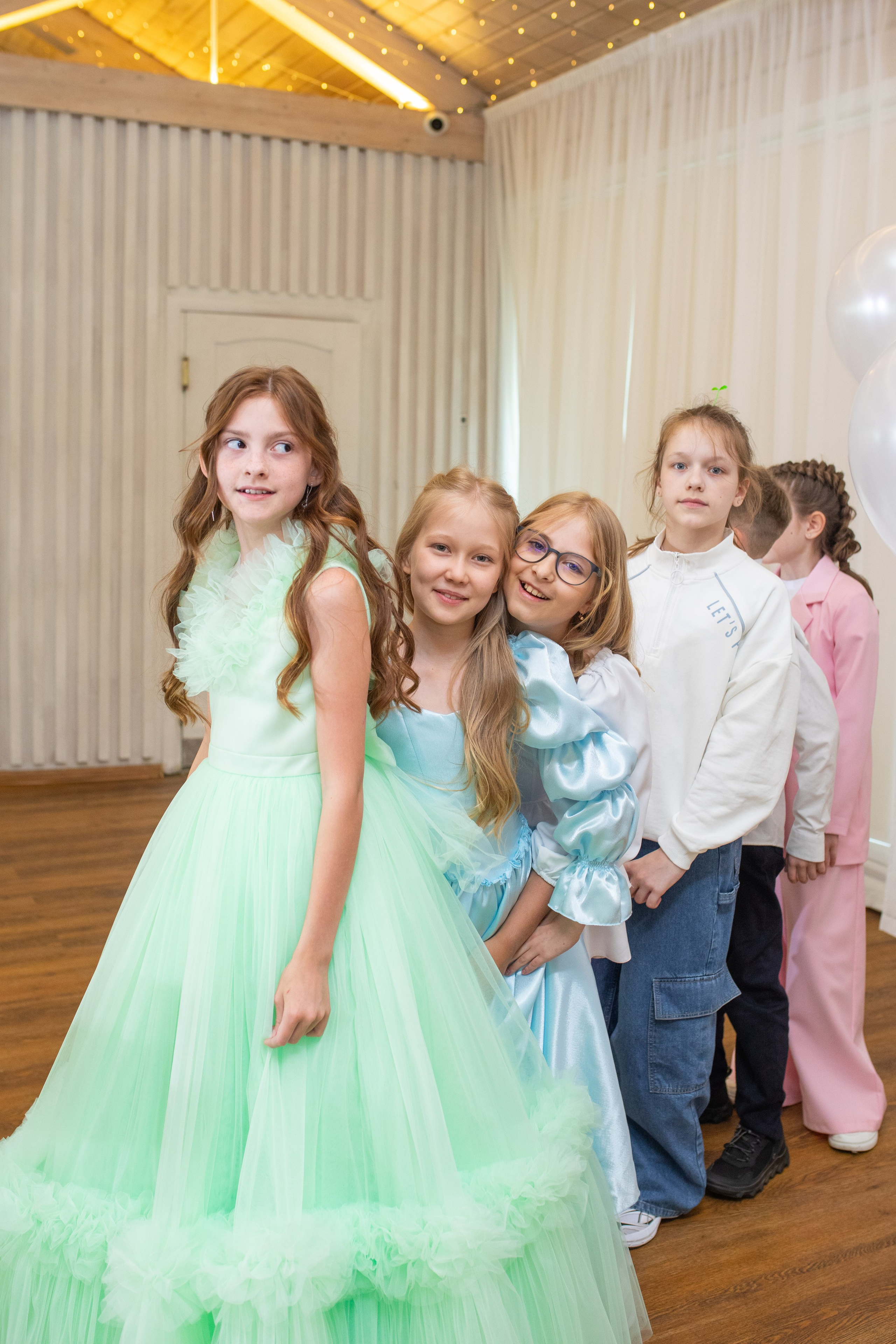 Выпуск 4 класс Сосновый бор. Фотограф в Новосибирске Ася Зверева