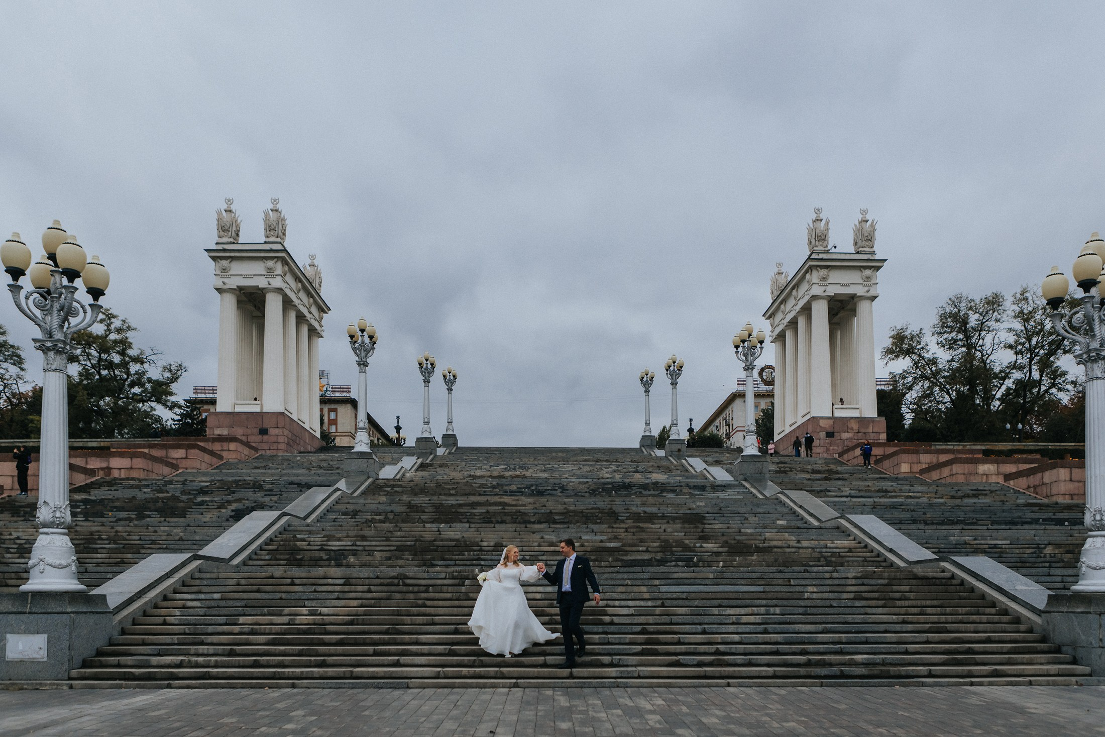 Егор и Екатерина. Осень, музей Машкова. Фотографы в городе Волгограде — Людмила Агеева и Алексей Околелов