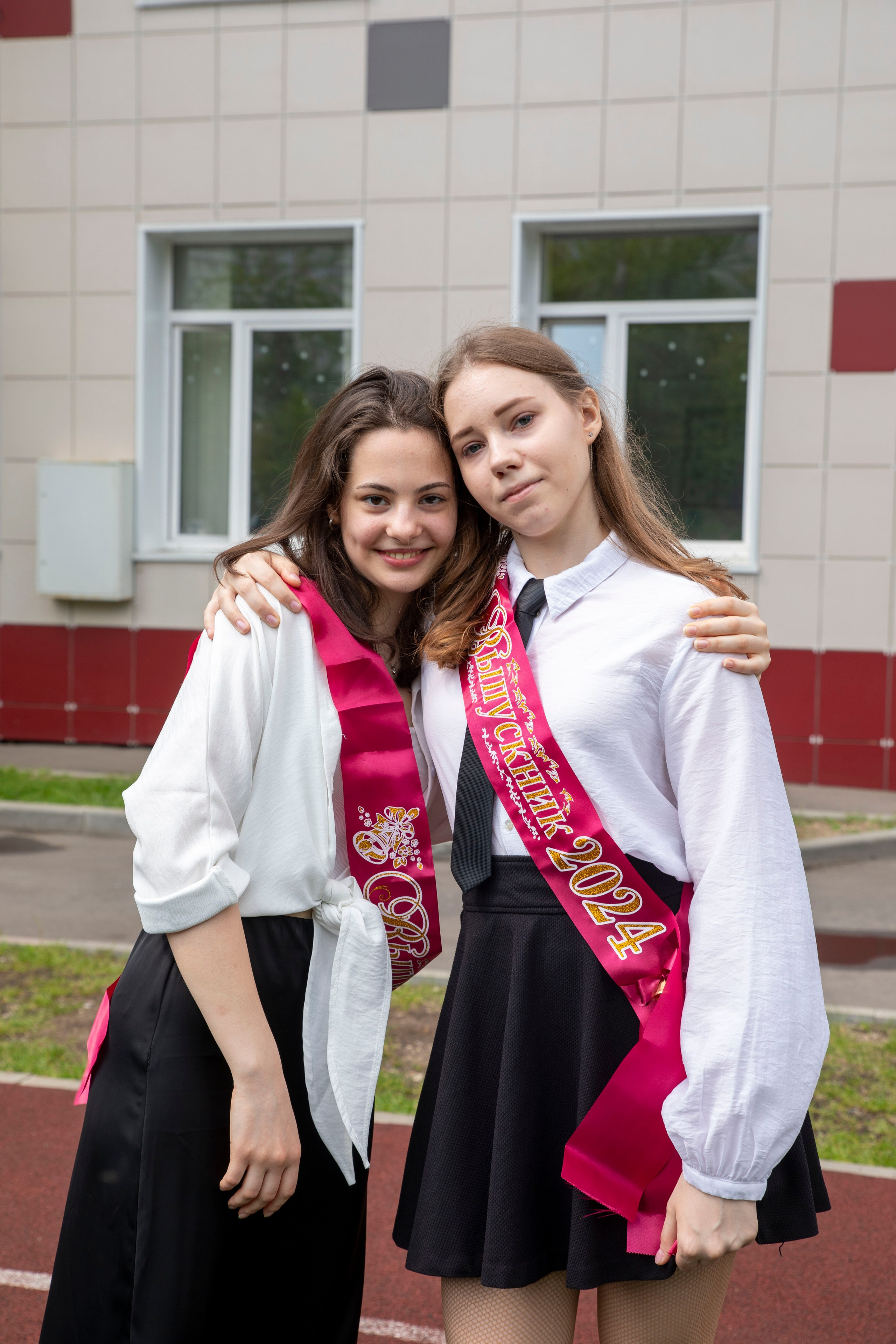 Последний звонок Школа Баренбаума 1517. Фотограф в Москве Яна Полосина