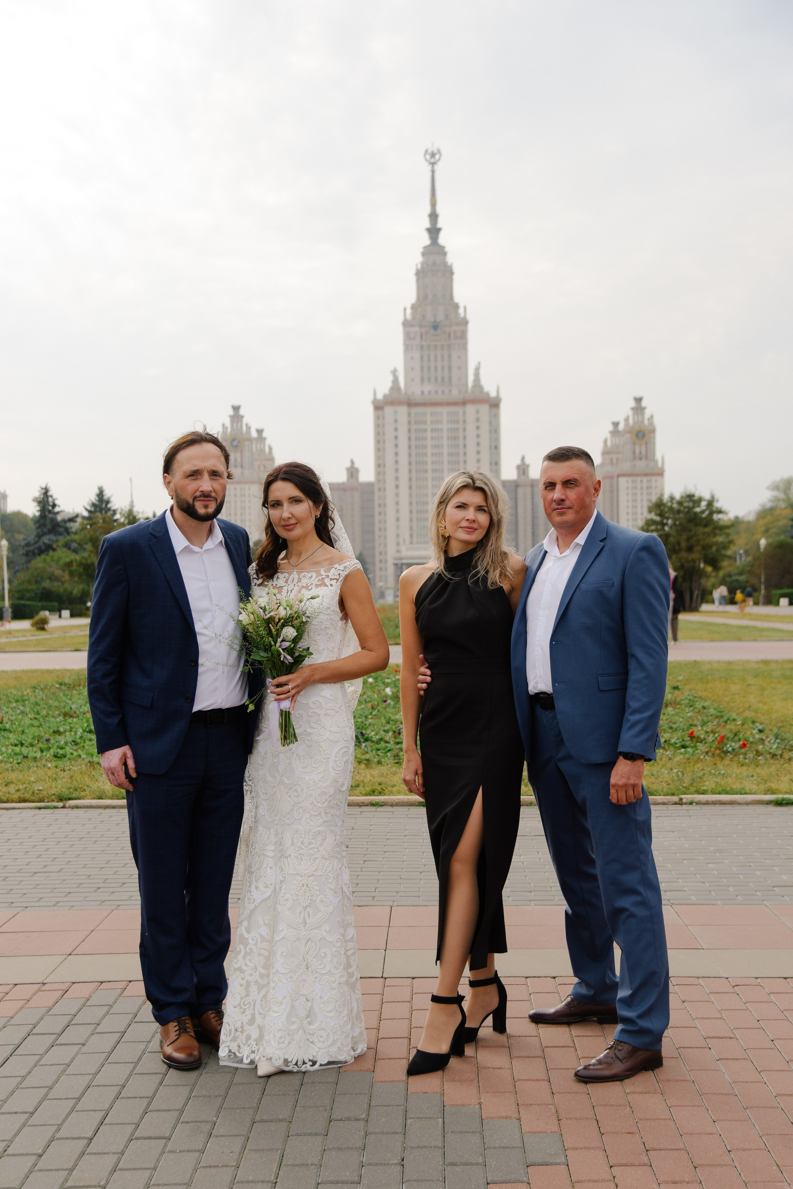 Венчание Храм Живоначальной Троицы на Воробьёвых горах. Фотограф Лола Волна, город Москва