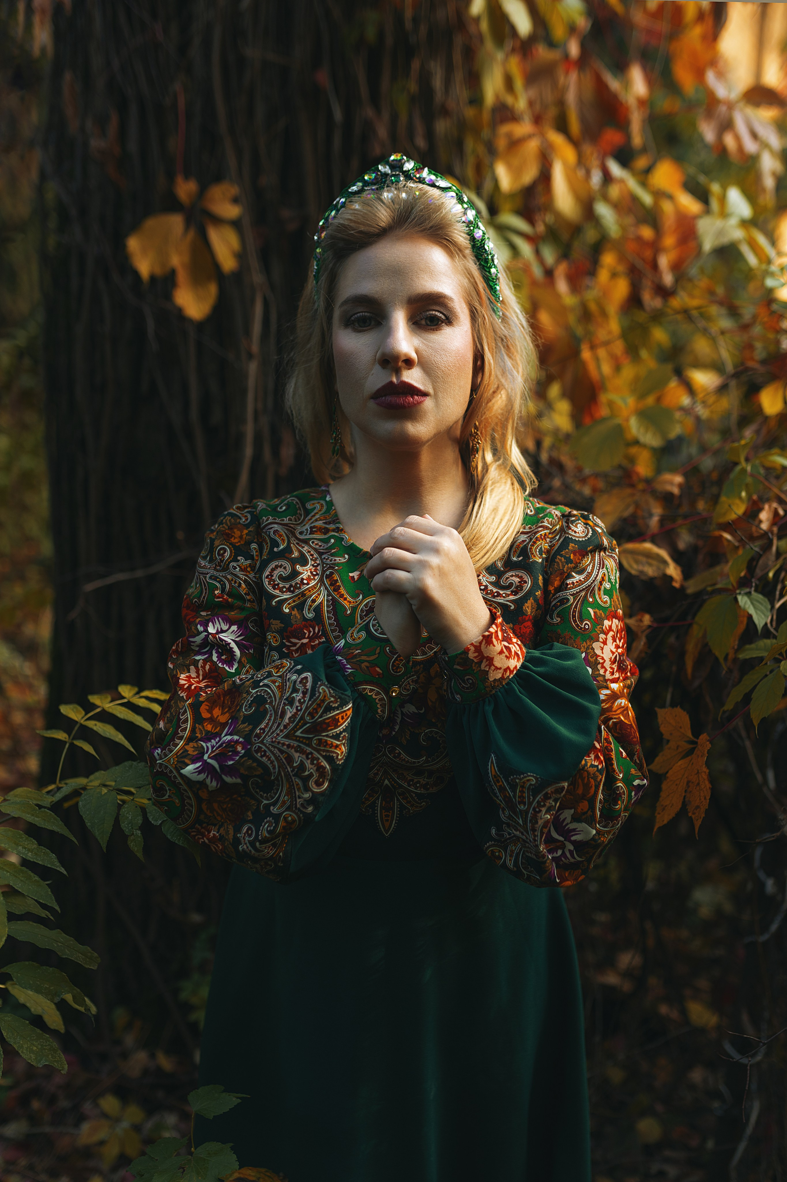 фотосессия Москва, Тимирязевский парк, фотосессия в народном стиле, фотограф Москва, фотограф Иркутск, народный стиль, Русский народный костюм, фотосессия в парке, арт-портрет мсева, портрет москва, фотопортрет москва, Мсоква, Иркутск, фотопортрет Иркутск 