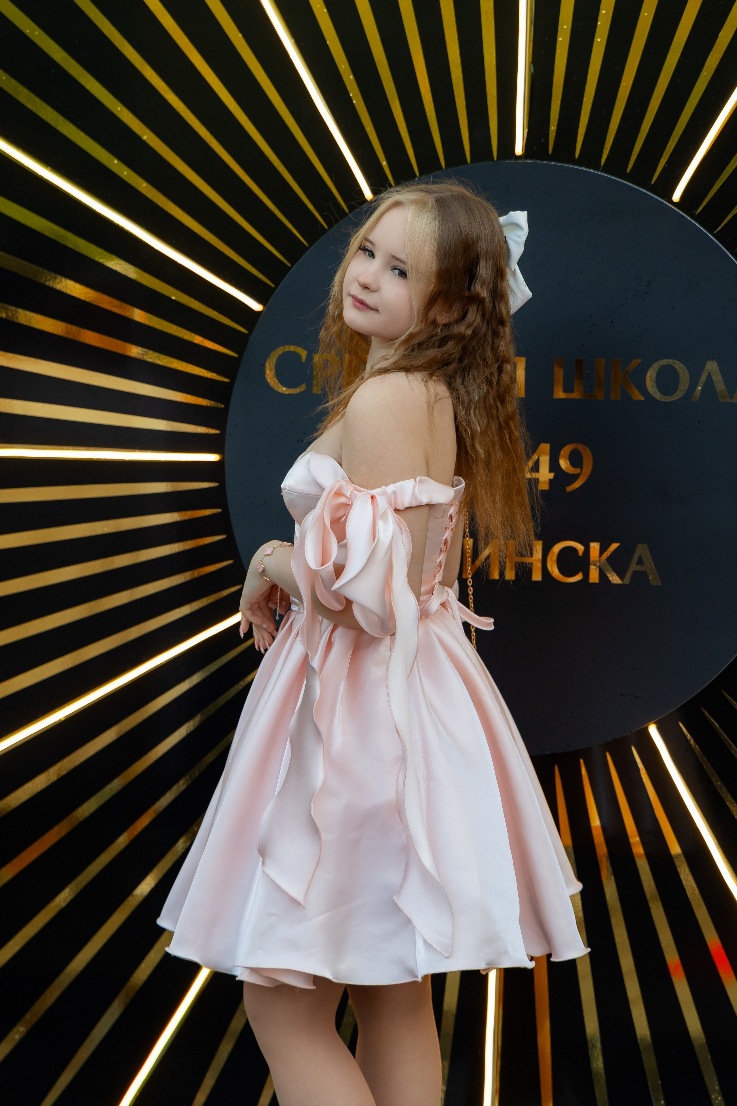 Школьный выпускной 2025 год в Минске, Беларуси. Свадебный фотограф в Минске/Беларуси Сергей Спиридонов