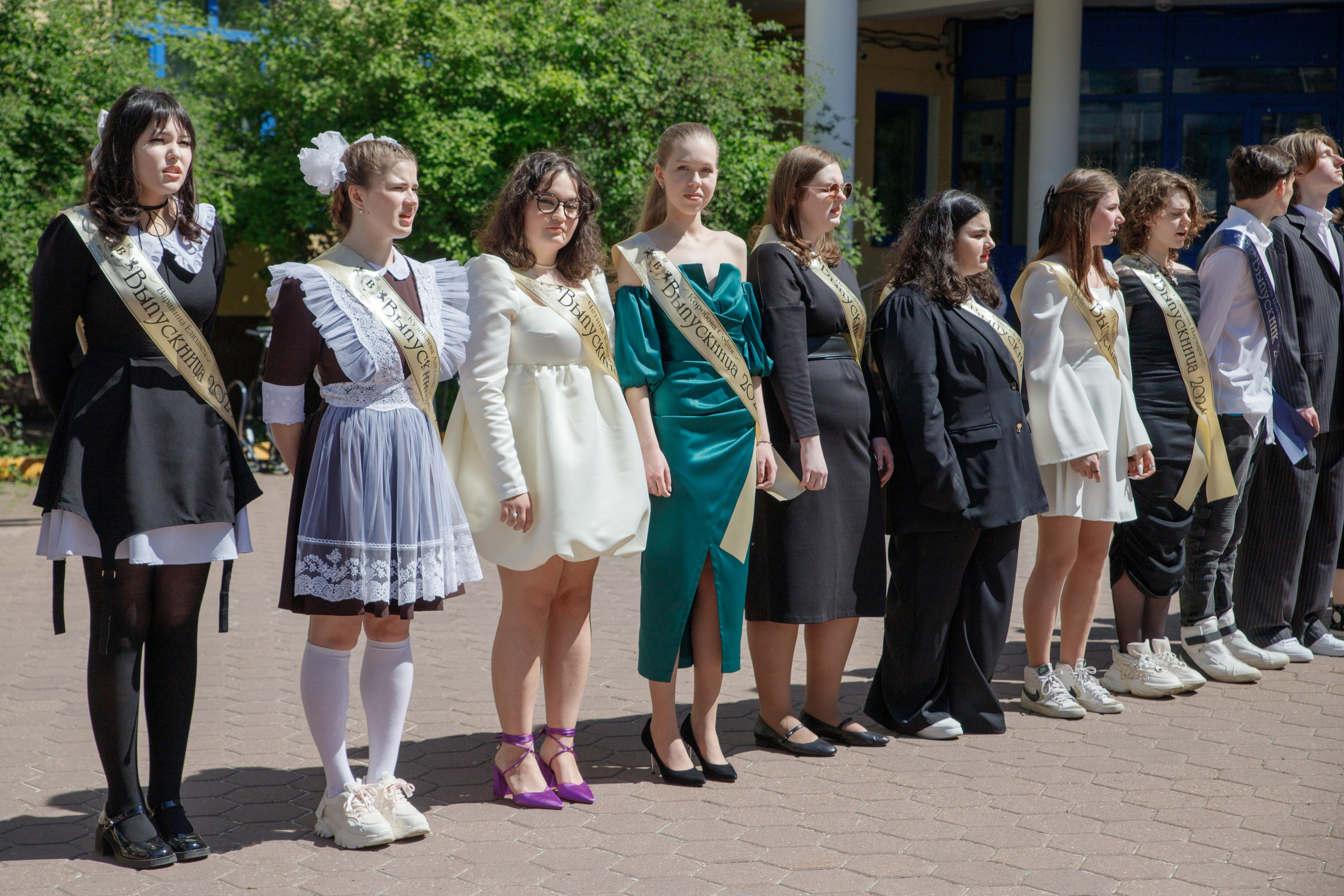 Репортажная съемка с Последнего звонка в школе в Москве. Семейный и школьный фотограф в Москве Анна Ткач