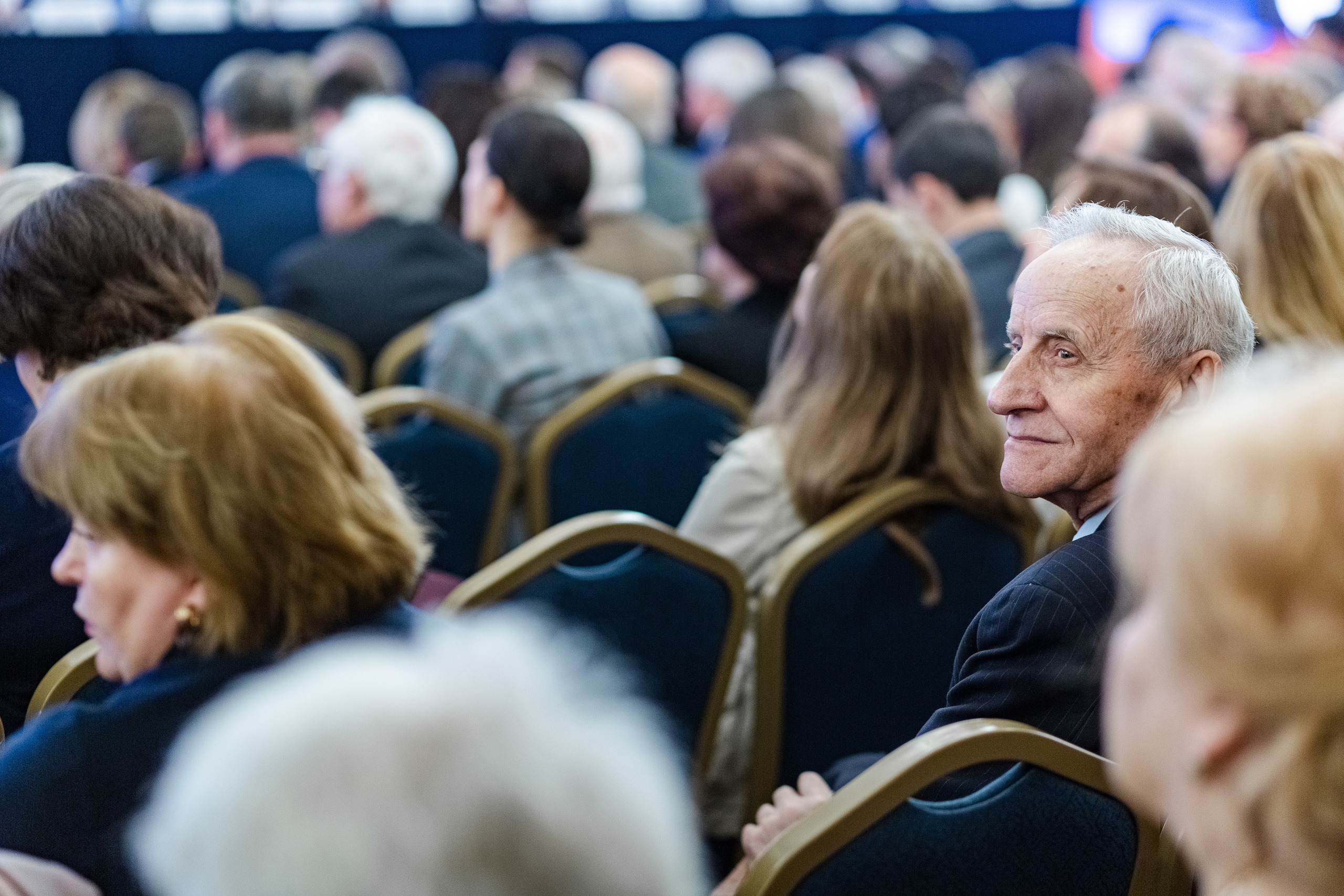 Всероссийское экономическое собрание «День экономиста». Свадебный репортажный фотограф в Москве