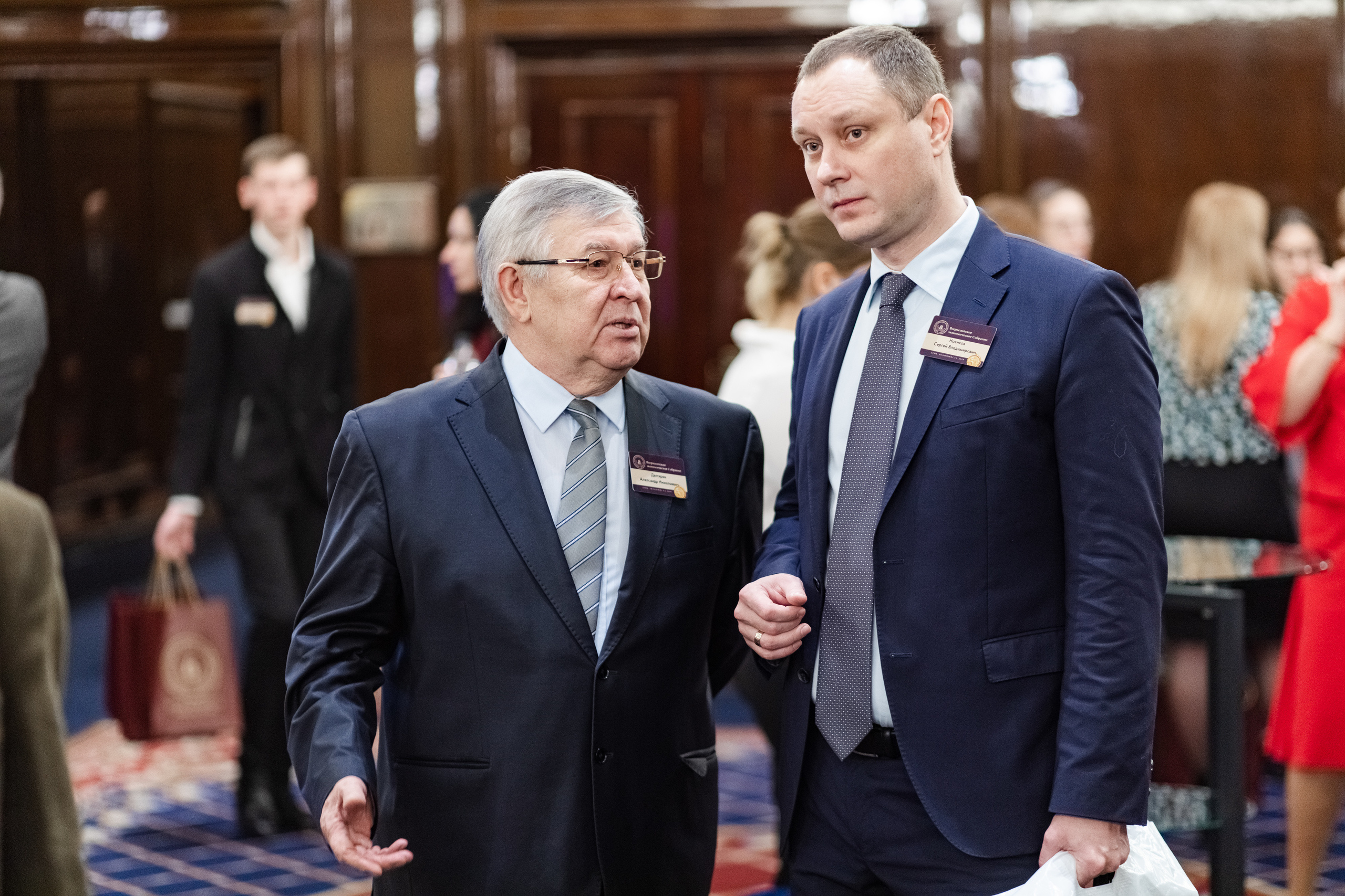 Всероссийское экономическое собрание «День экономиста». Свадебный репортажный фотограф в Москве