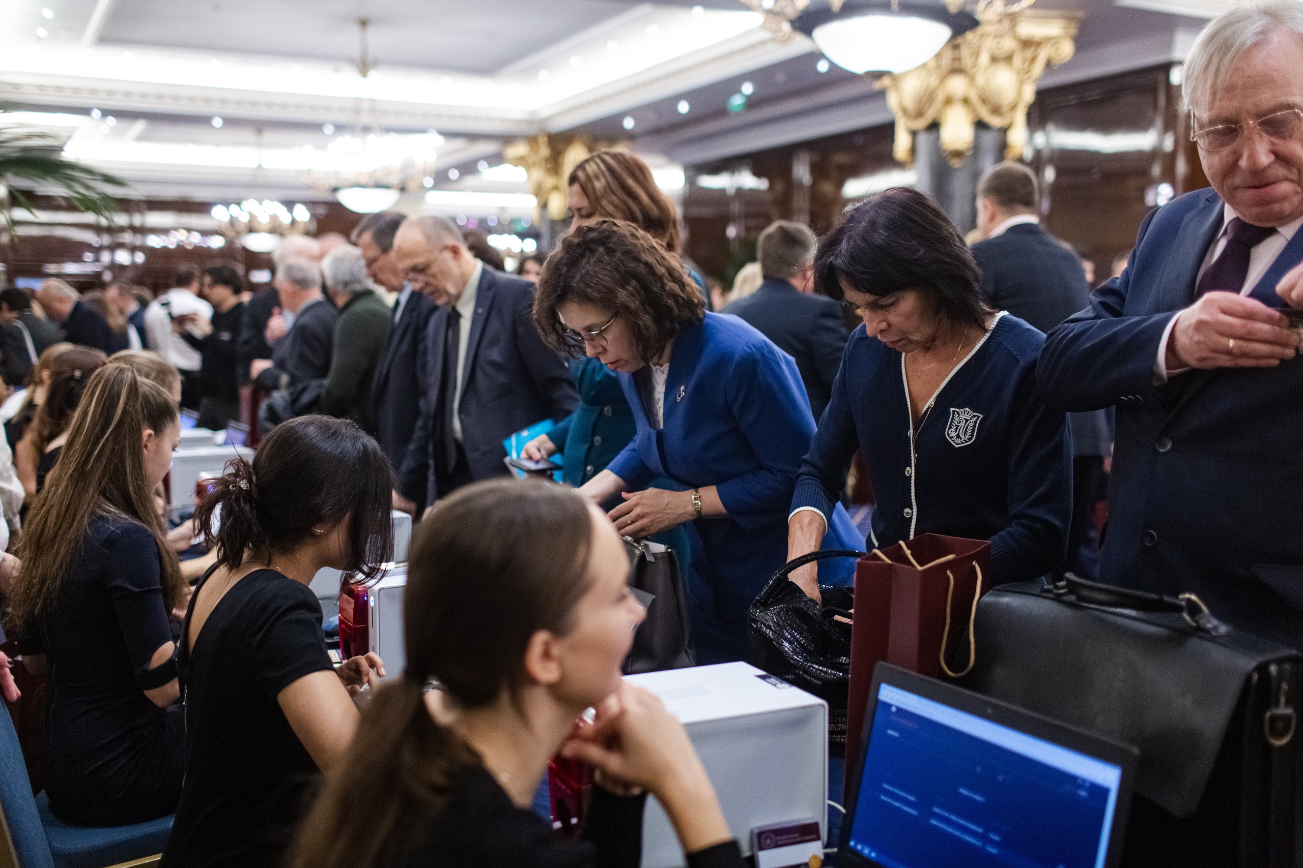 Всероссийское экономическое собрание «День экономиста». Свадебный репортажный фотограф в Москве