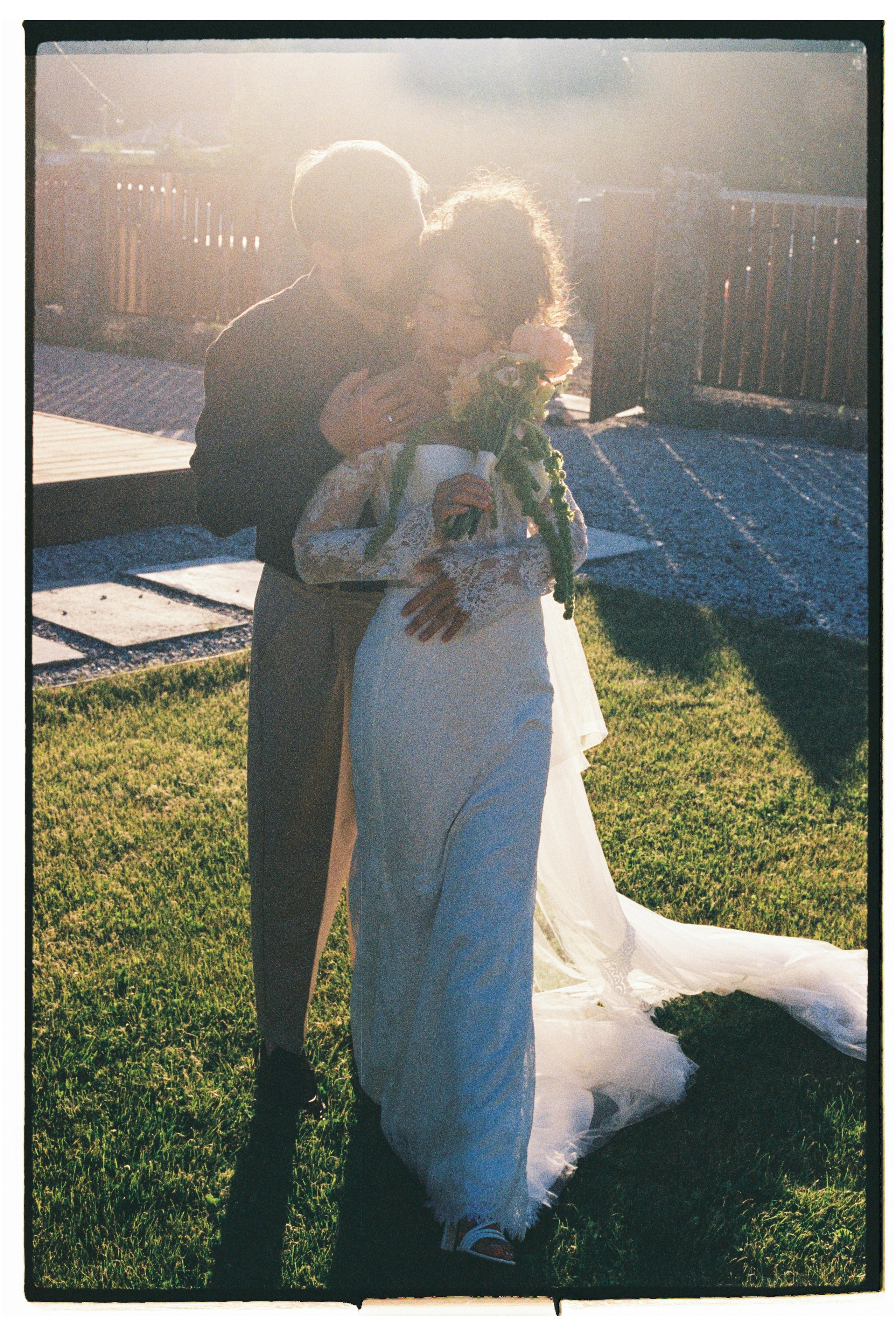 Плюс тридцать градусов на лужайке. Фотограф Андрей Куськало