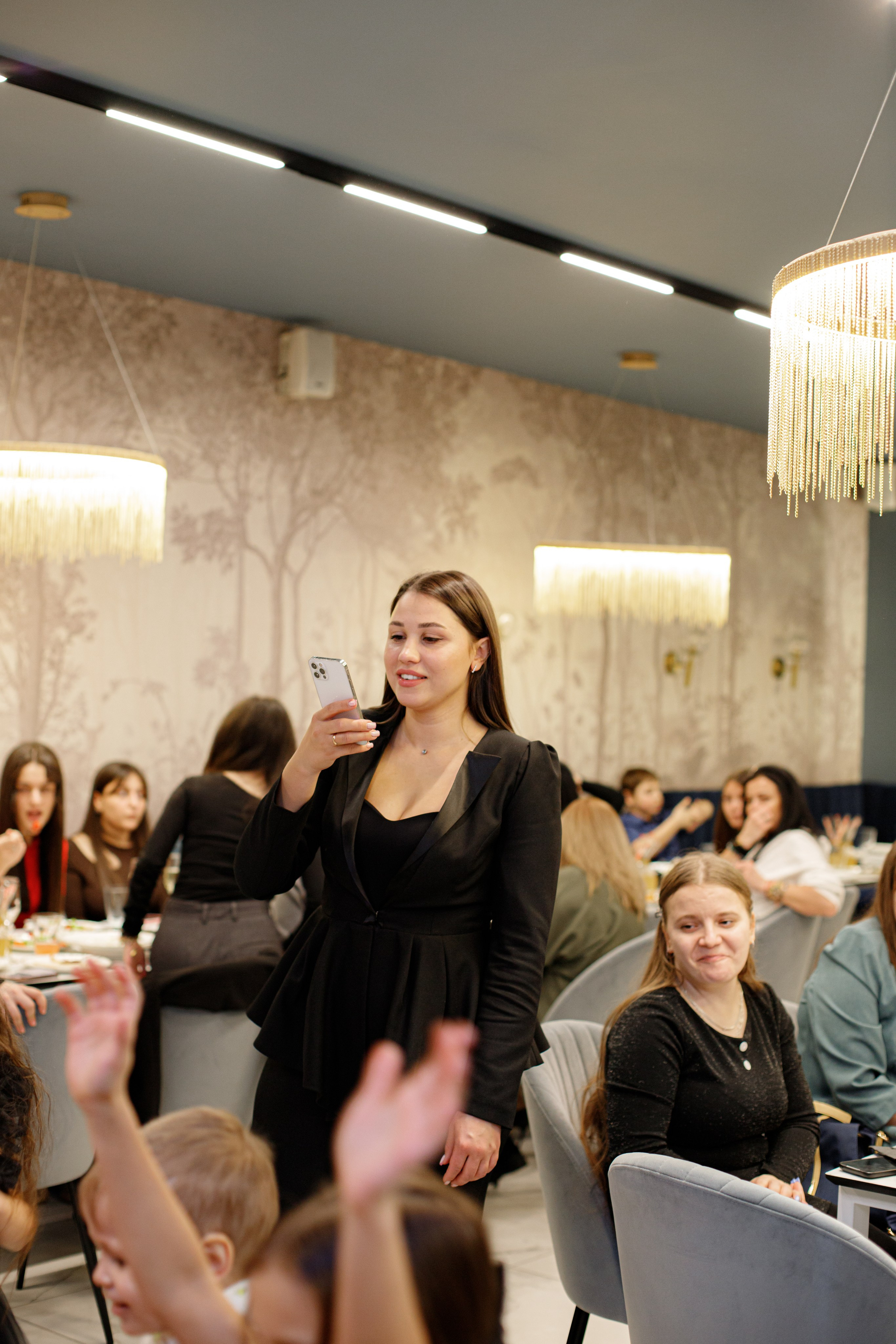 ASIA'S BIRTHDAY PARTY. Photokarish