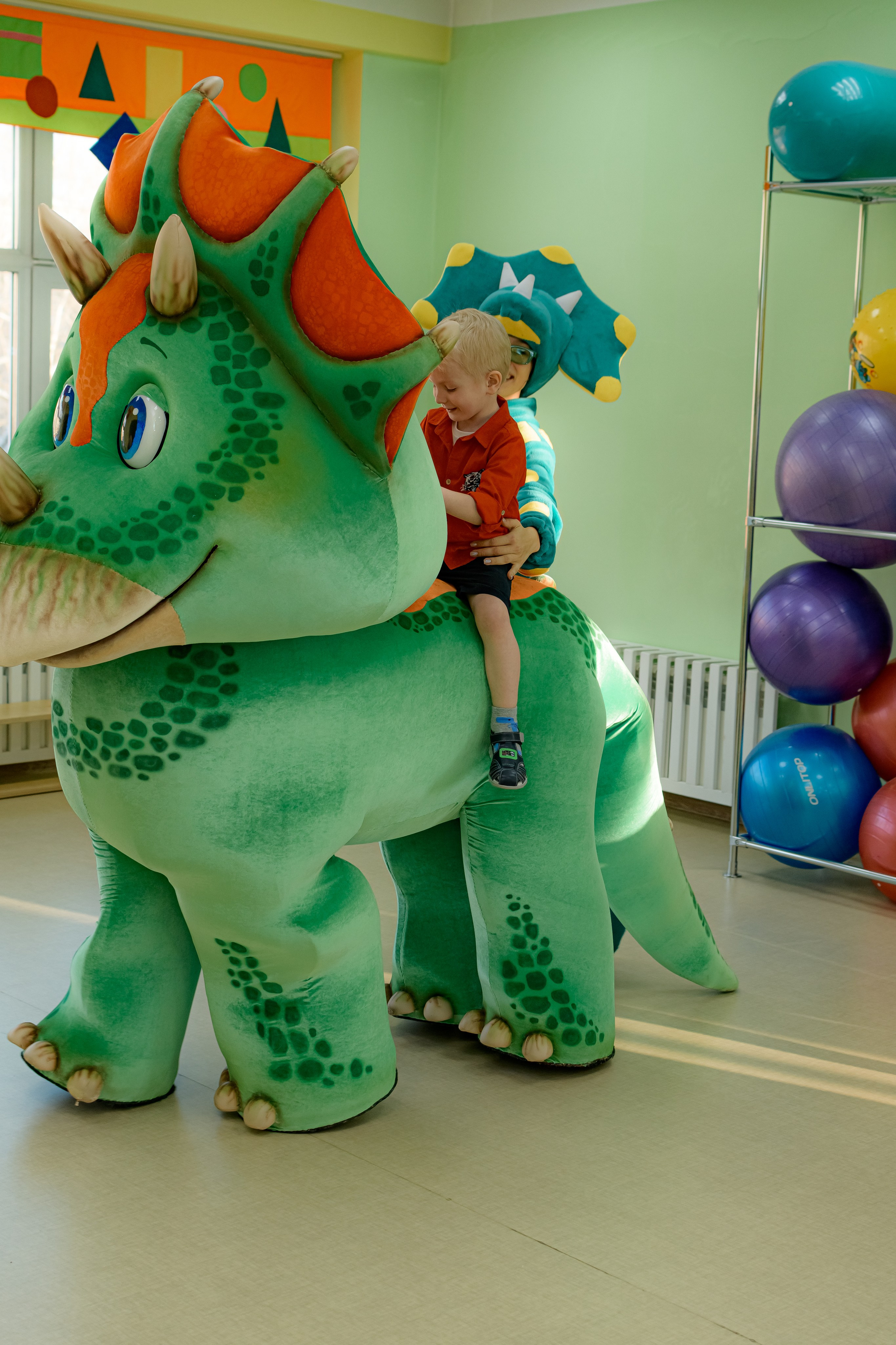 ЭМИЛЬ/HAPPY BIRTHDAY. Photokarish