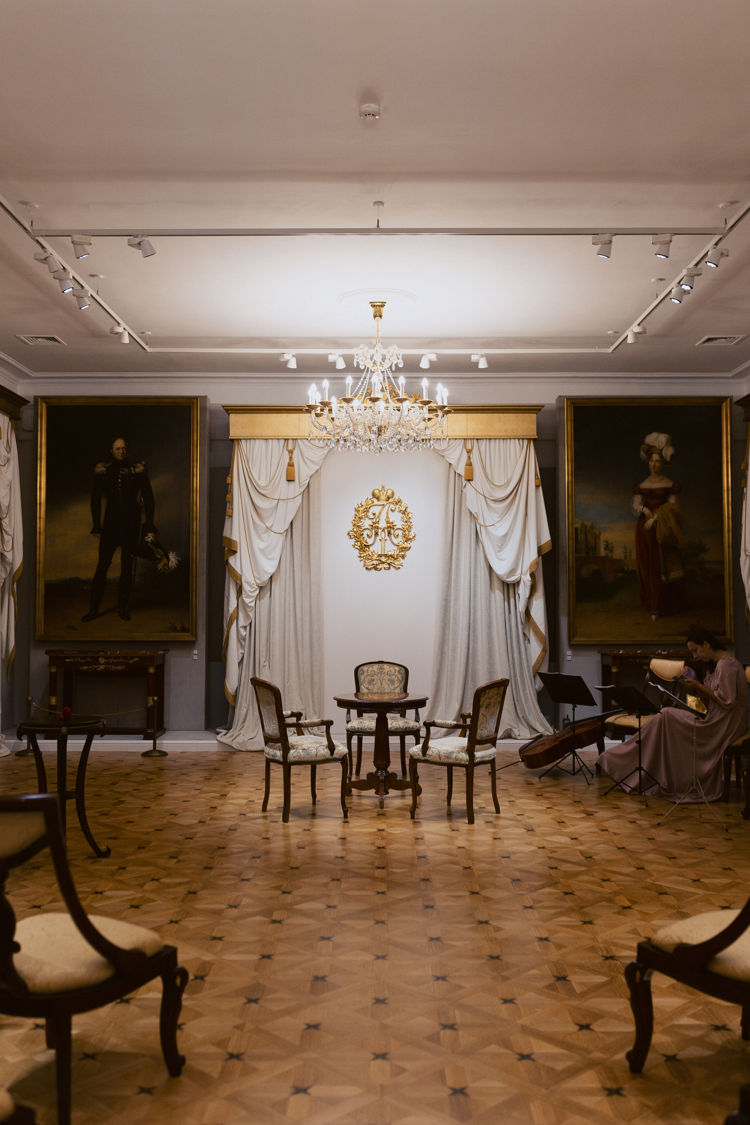 Свадебная фотосессия в Коломенском. Дворец царя Алексея Михайловича. Свадебный фотограф в Москве Мария Крош