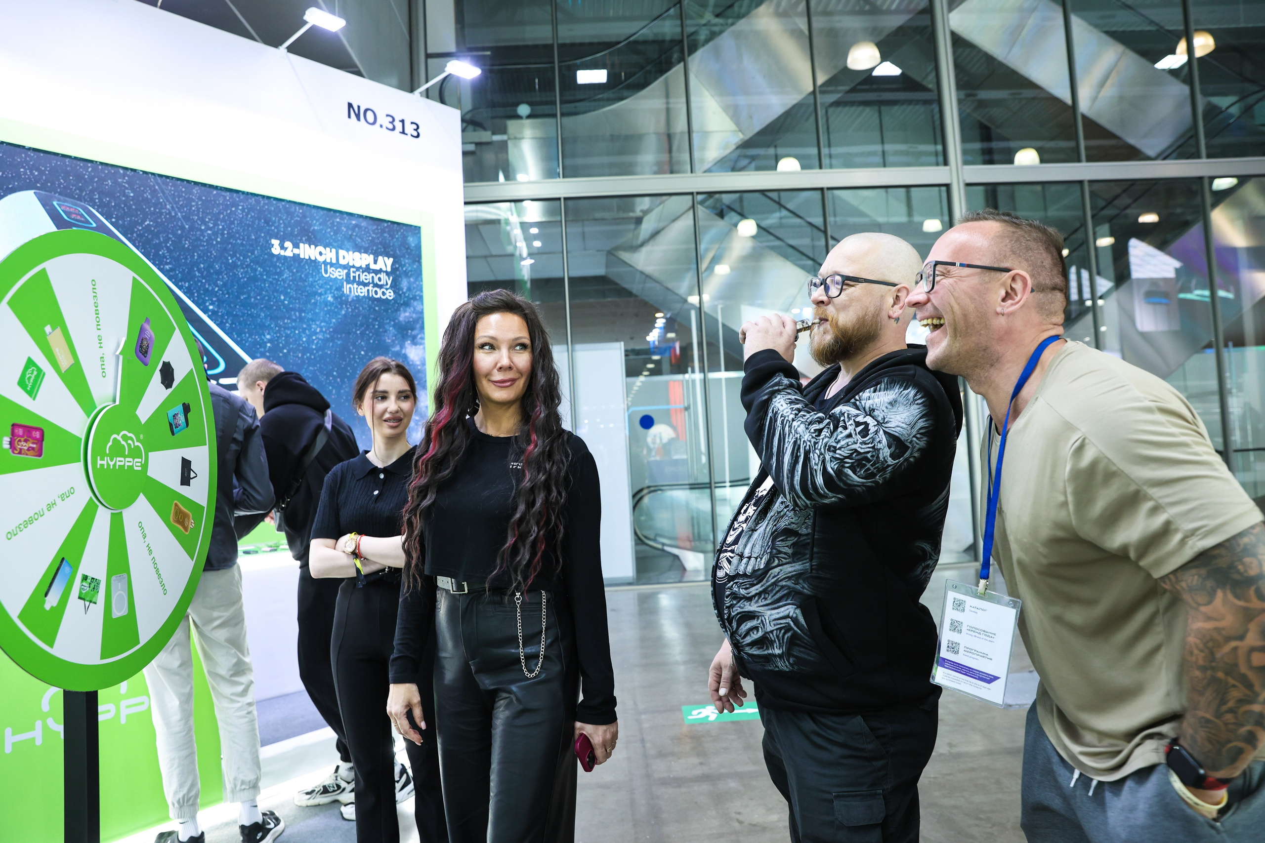 Стенд Hyppe на Vape Club Show. Фотограф Дарья Попова