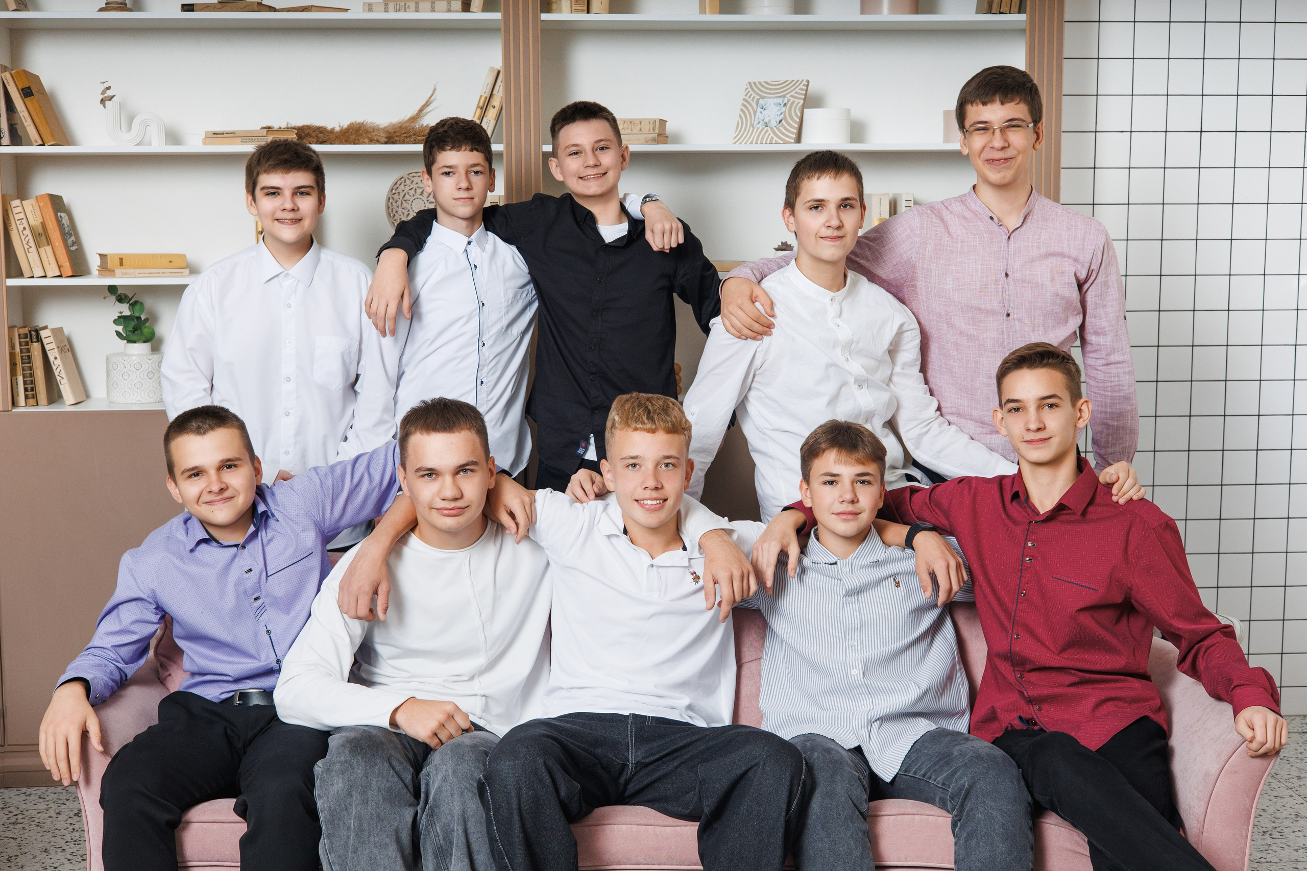 Локация для коллективных кадров № 7. Выпускные альбомы клевербук Воронеж