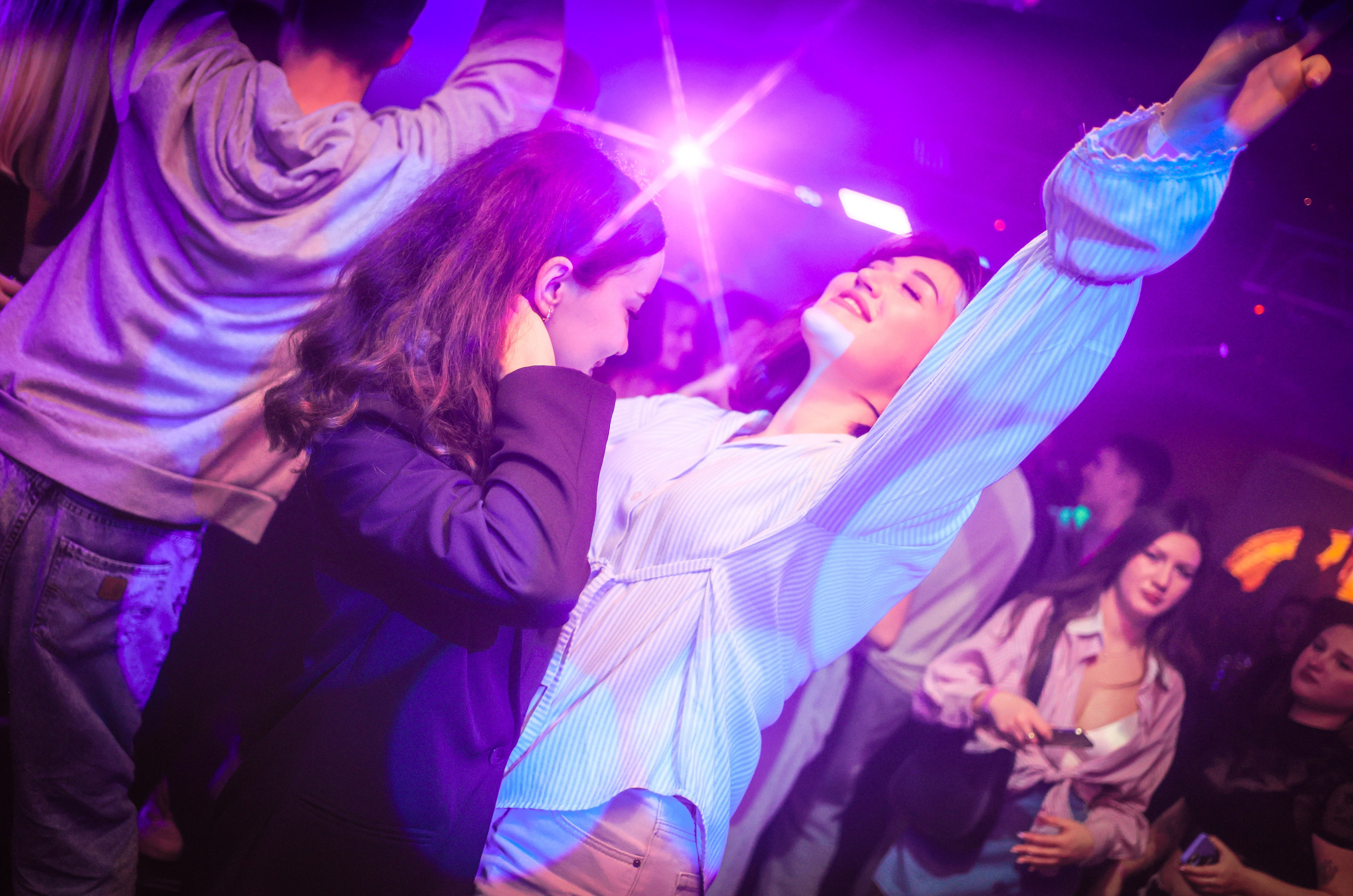 10.01 | опохмел пати твоего бати | 90-s / 00-s. Анна Акоста: фотограф в Санкт-Петербурге, Ростов-на-Дону и Таганроге