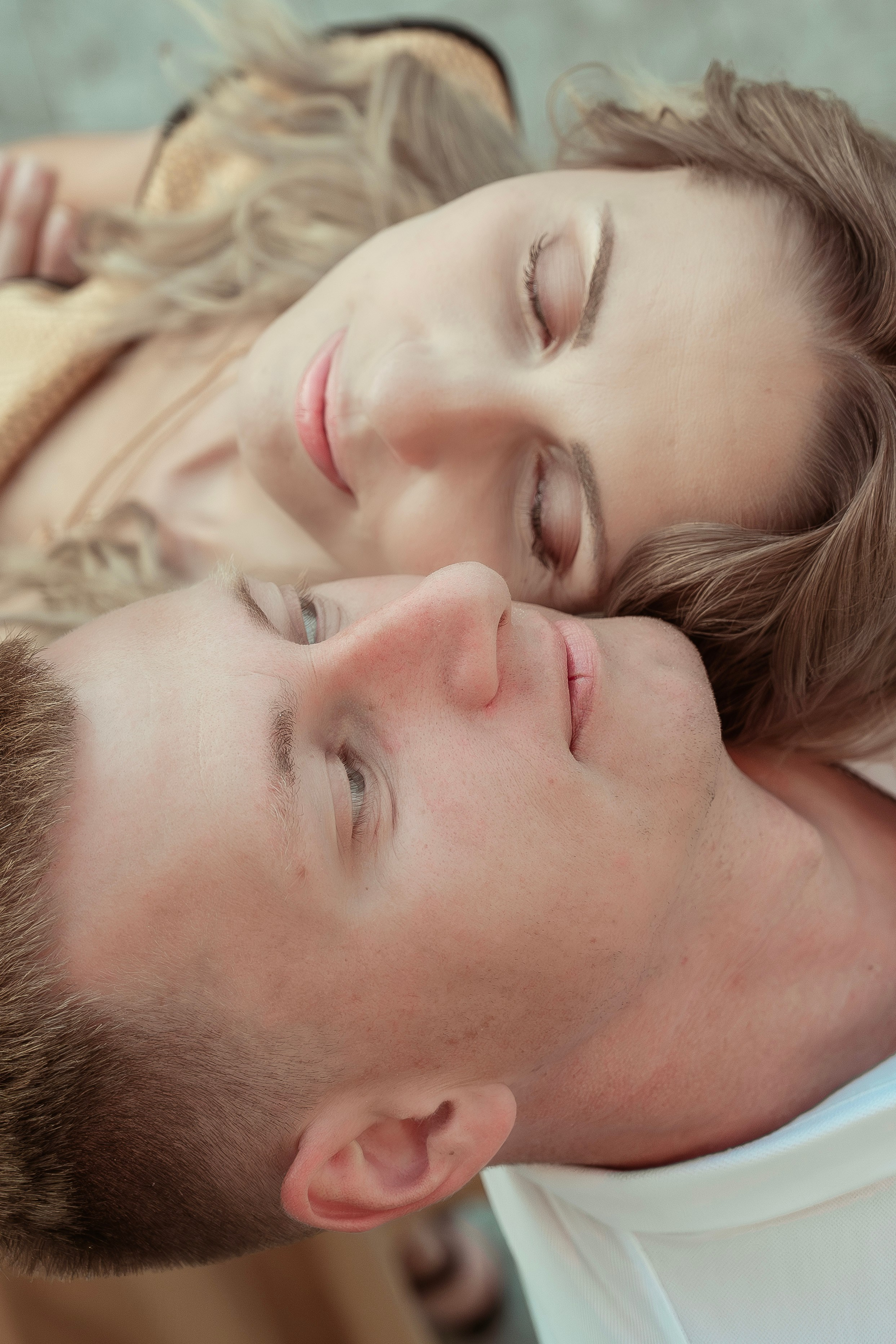 Love Story Максима и Алены. Фотограф в Алматы Егор Поленов