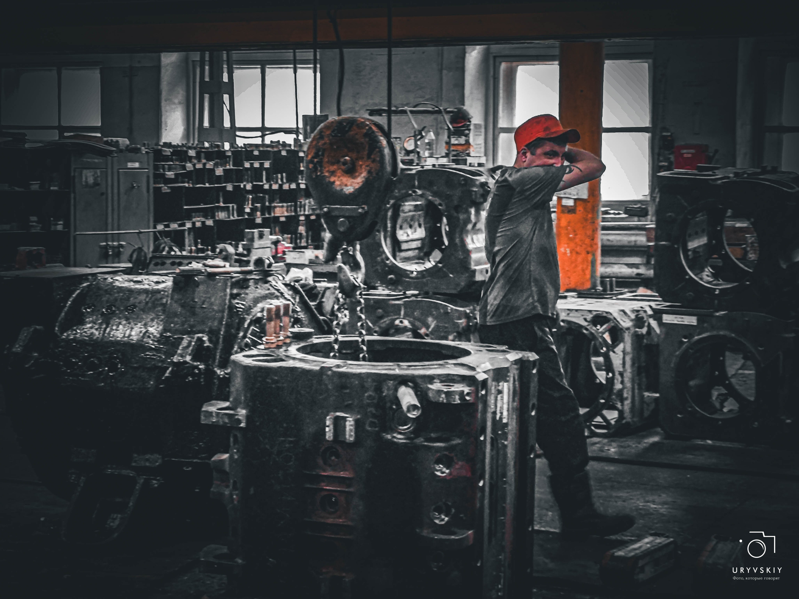 Красноярский электровагоноремонтный завод. Игорь Урывский. Фотограф Красноярск