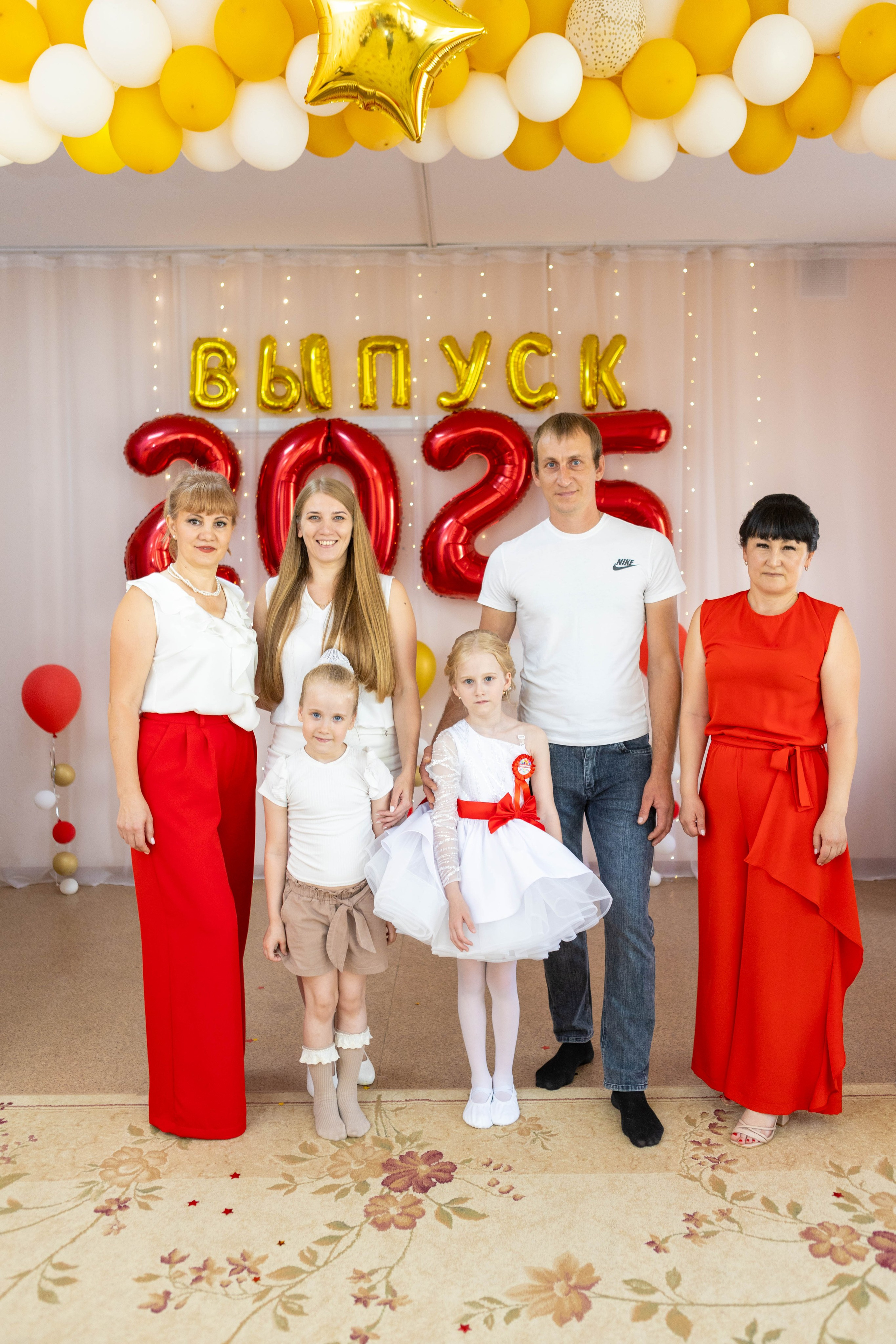 Выпускной в детскому саду 2025 год. Свадебный и предметный фотограф Ренат Каламперов