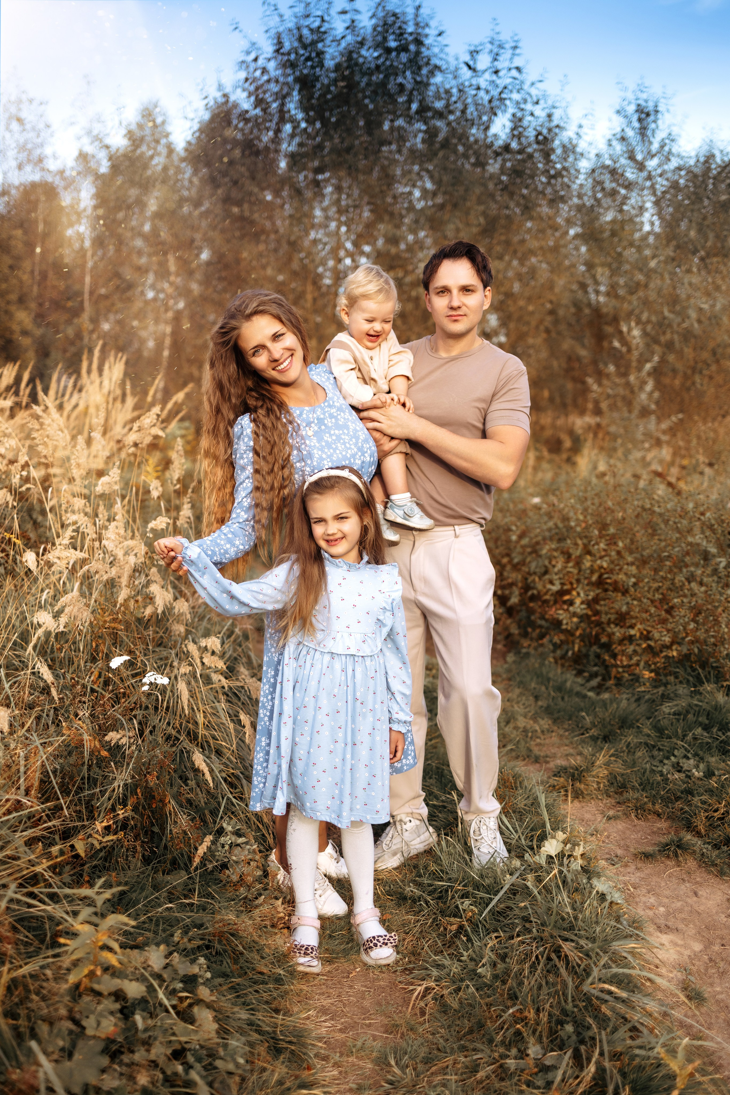 Прогулка на закате. Колесникова Татьяна. Фотограф новорожденных Щёлково, Москва, Королев