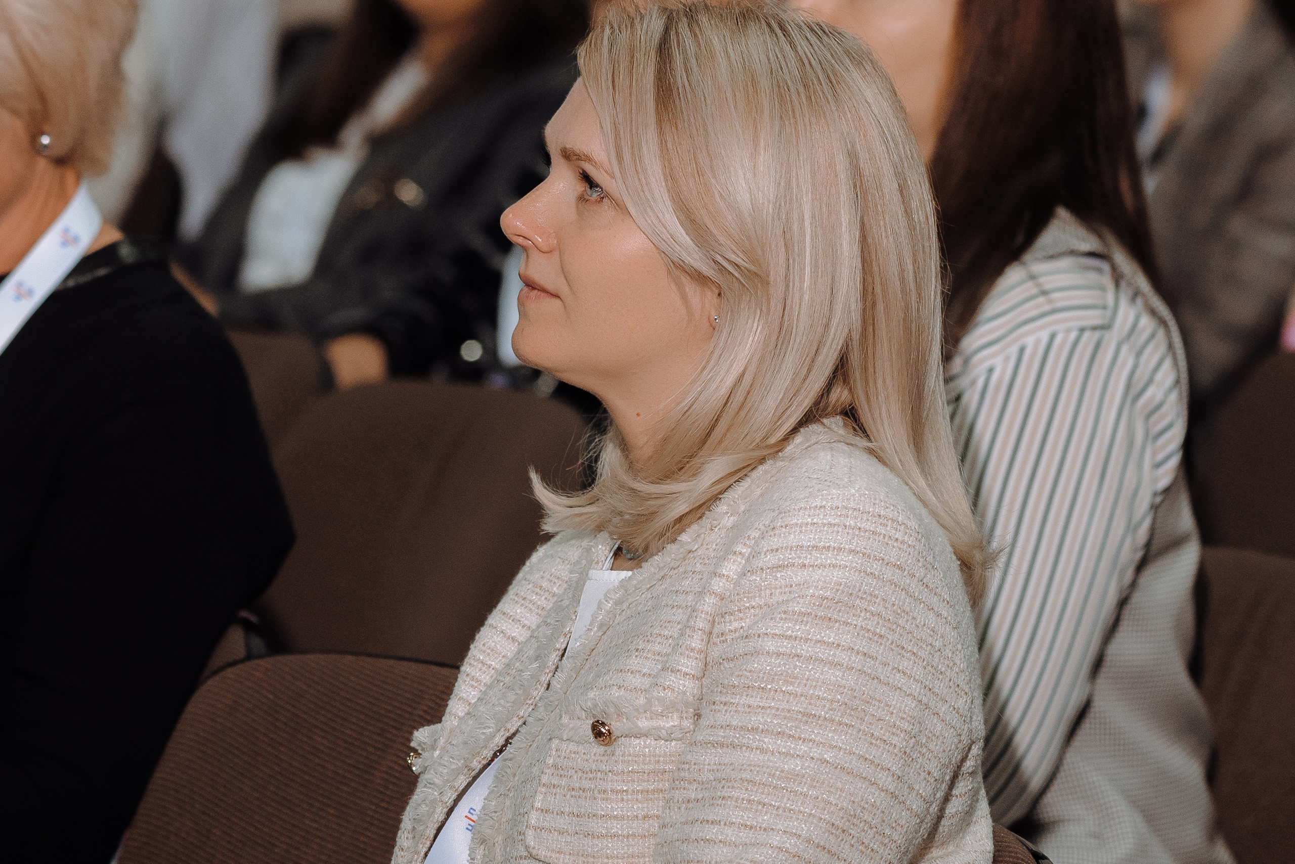 ОБЛАСТНАЯ КОНФЕРЕНЦИЯ «РАЗВИТИЕ ТУРИЗМА В ЧЕЛЯБИНСКОЙ ОБЛАСТИ». Репортажный фотограф Зуев Роман г. Челябинск