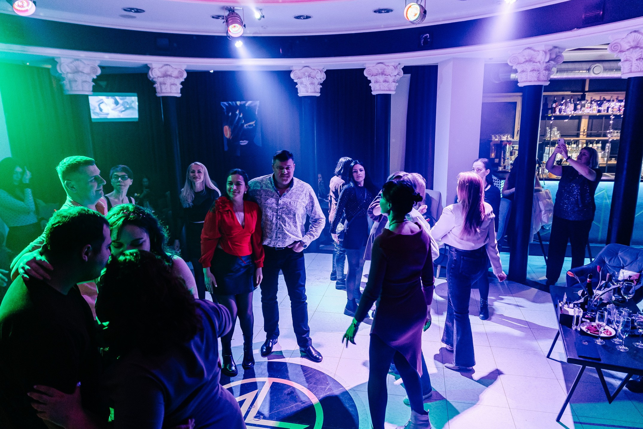 8 марта в лаунж-баре Major 2024. Свадебный, семейный и детский фотограф в Калининграде Елена Кравцова