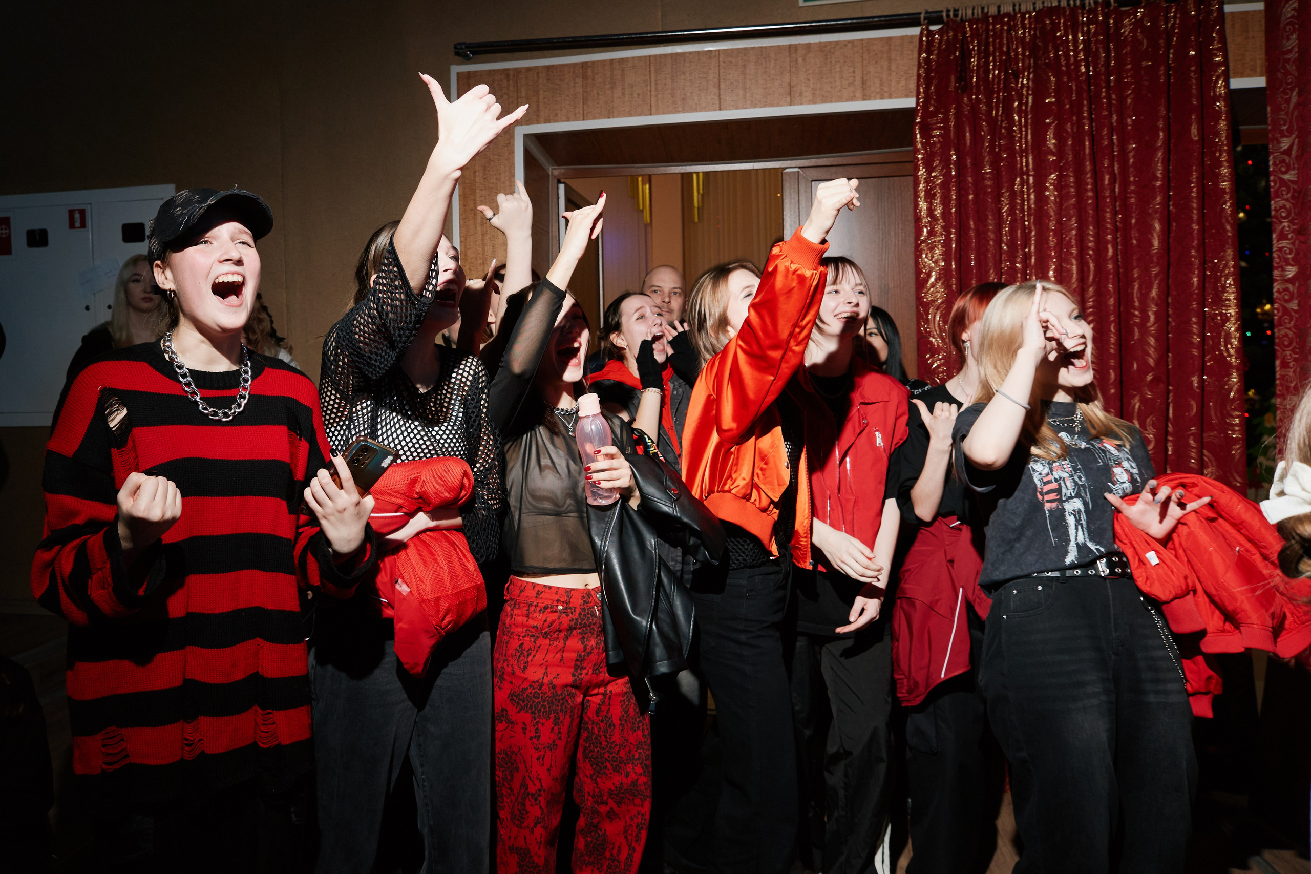 WAY ON Отчетный концерт. Фотограф и видеограф в Кургане Леонид Корнильев