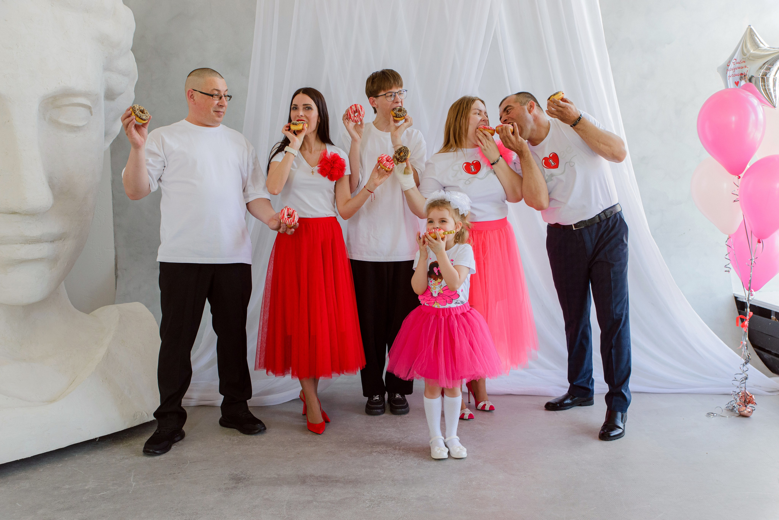 Семьи и дети. Айсылу Счастливая — Фотограф | Ретушёр | Нейрокреатор